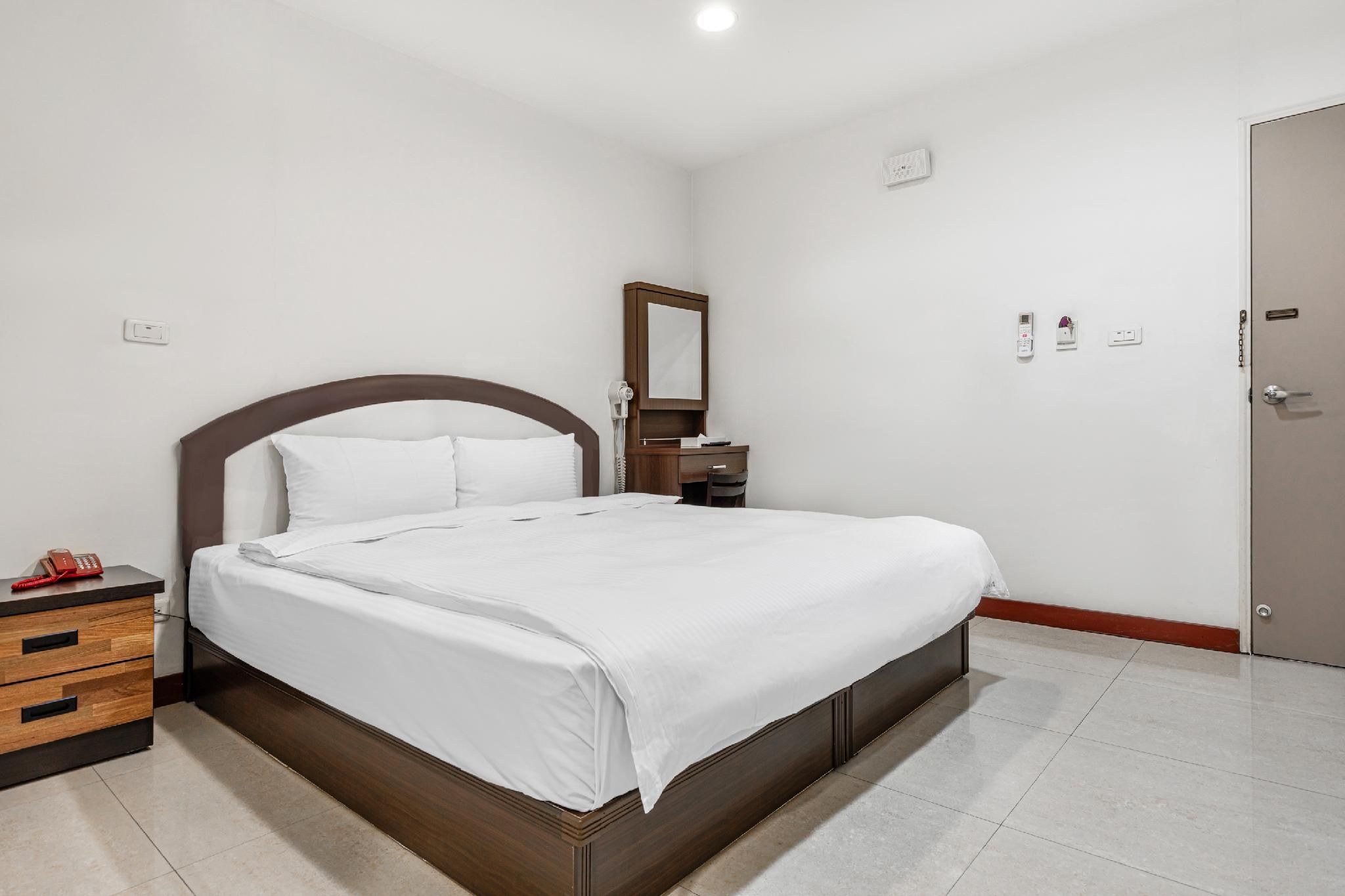 Double Room without Window