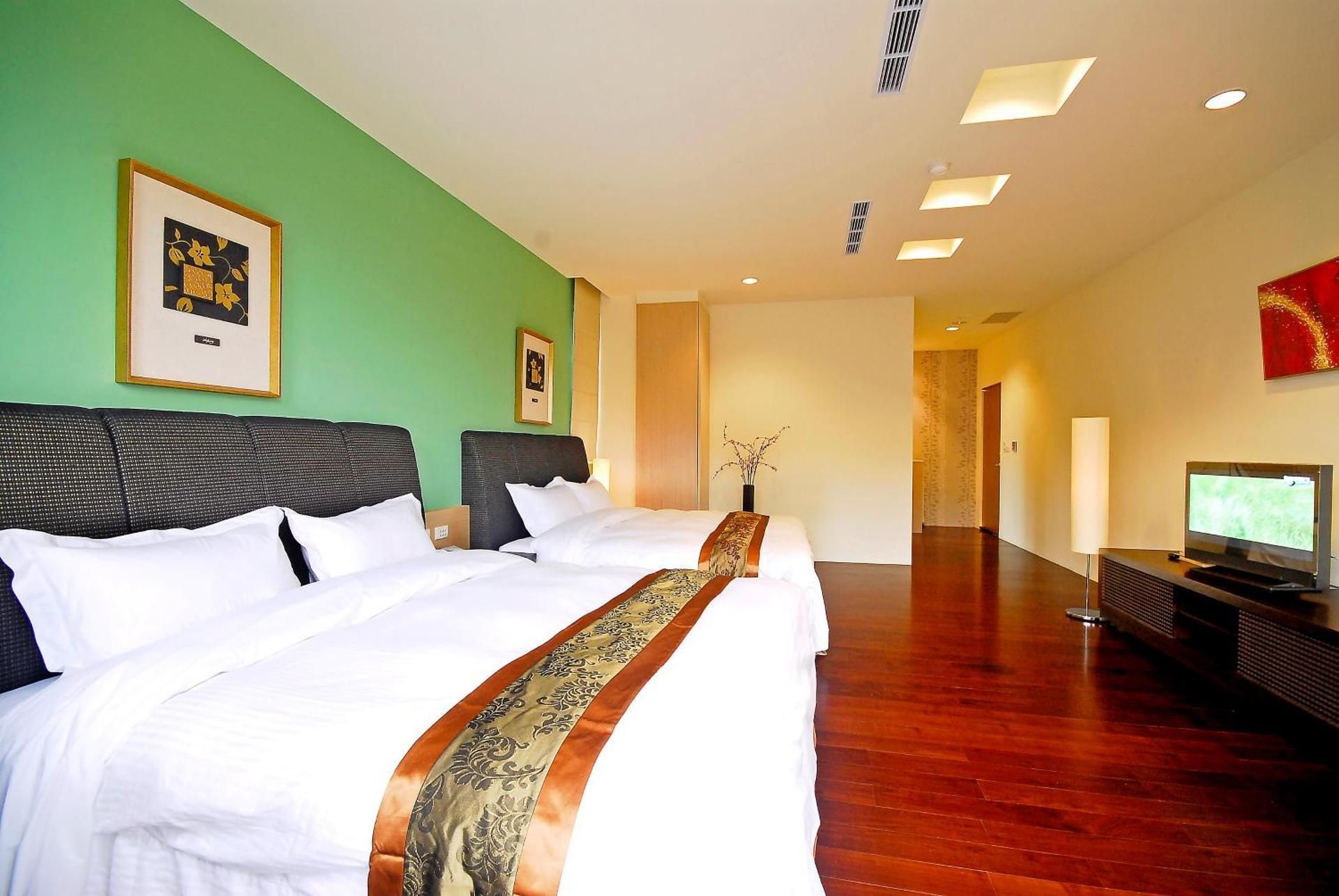 Deluxe Quadruple Room