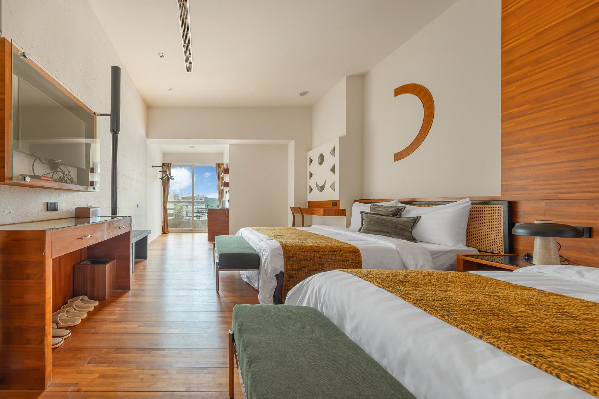 Family Room with Lake View