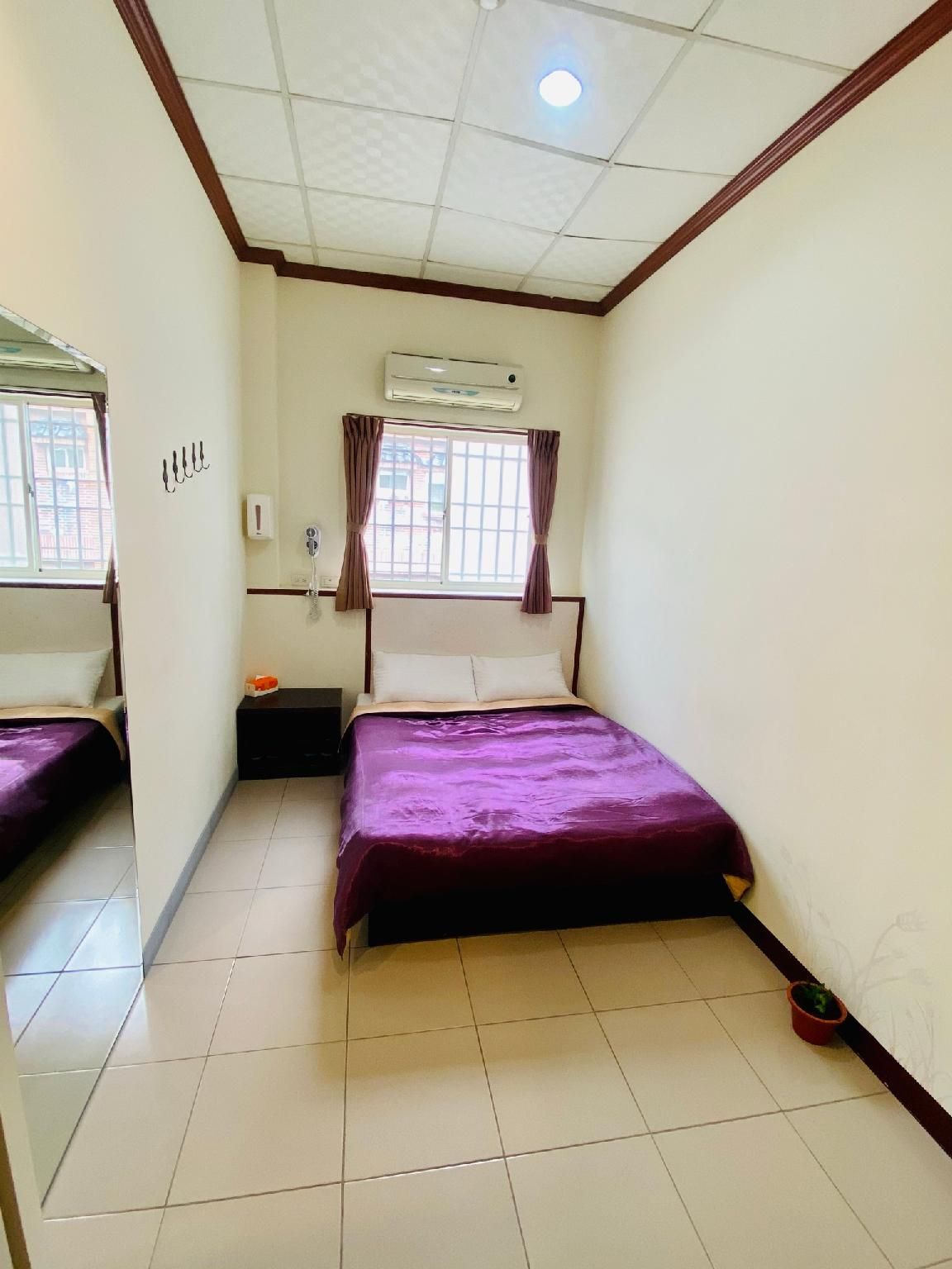 Double Room with shared bathroom room
