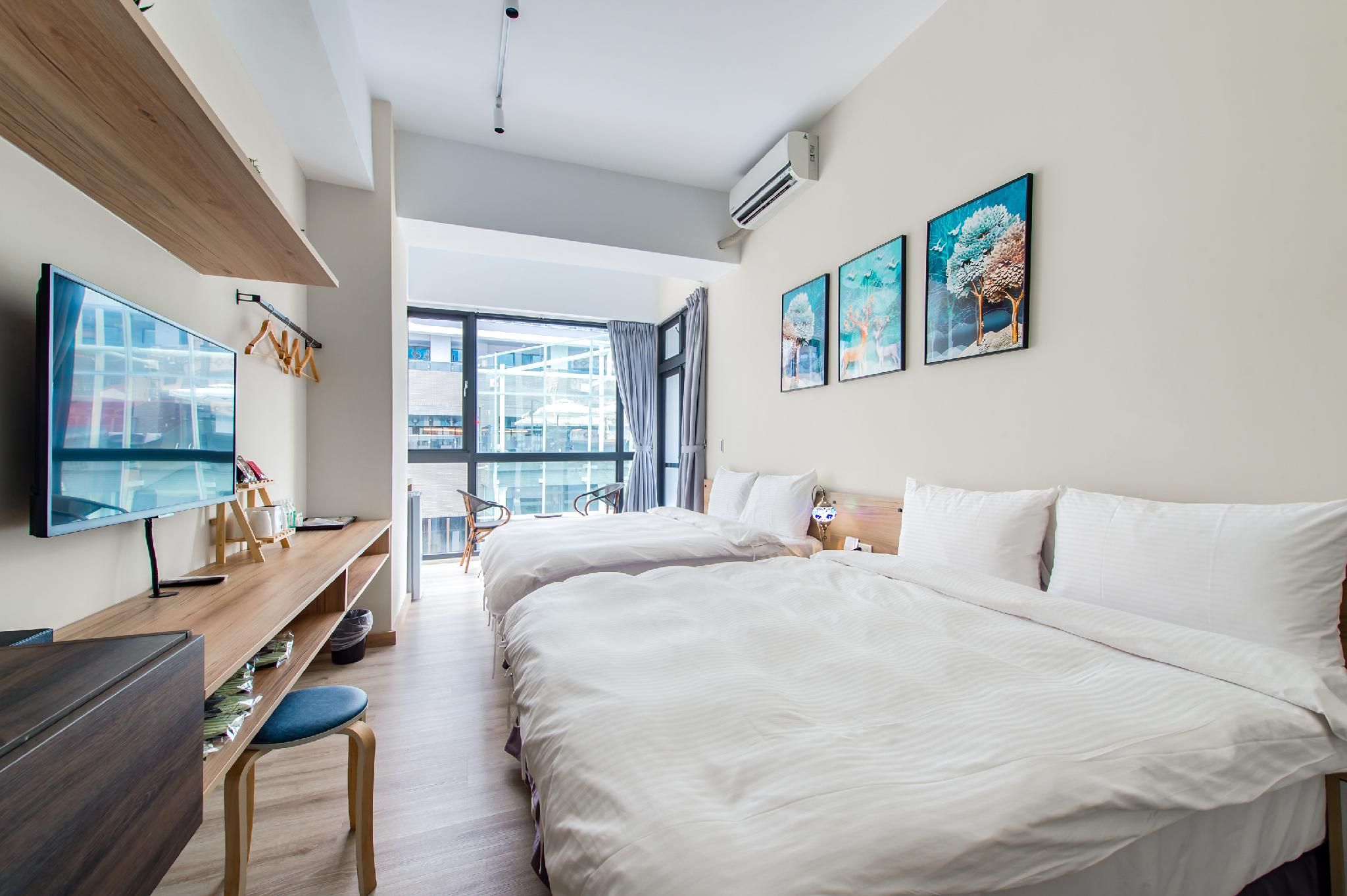 Superior Quadruple Room with Bathtub