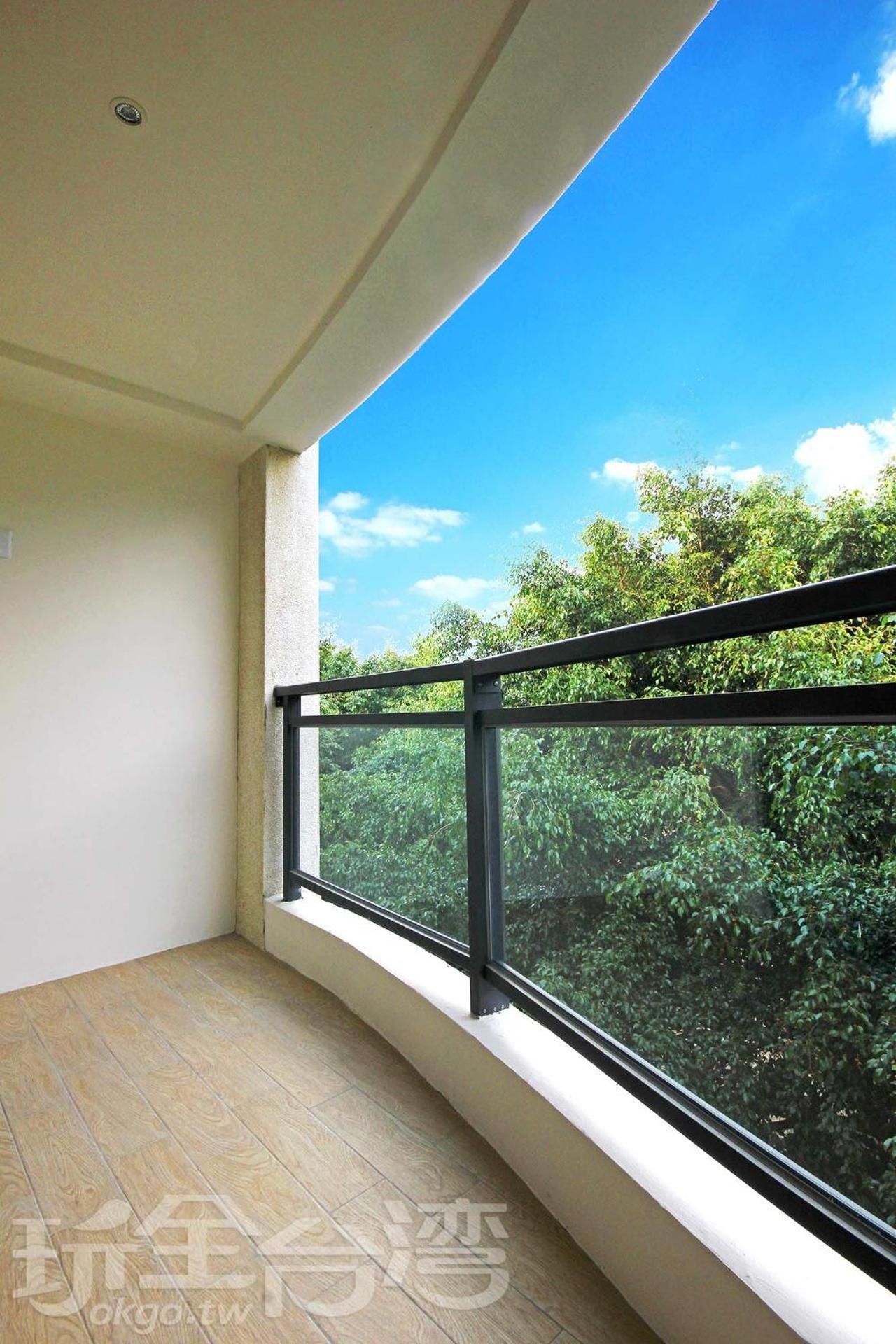 Quadruple Room with Balcony