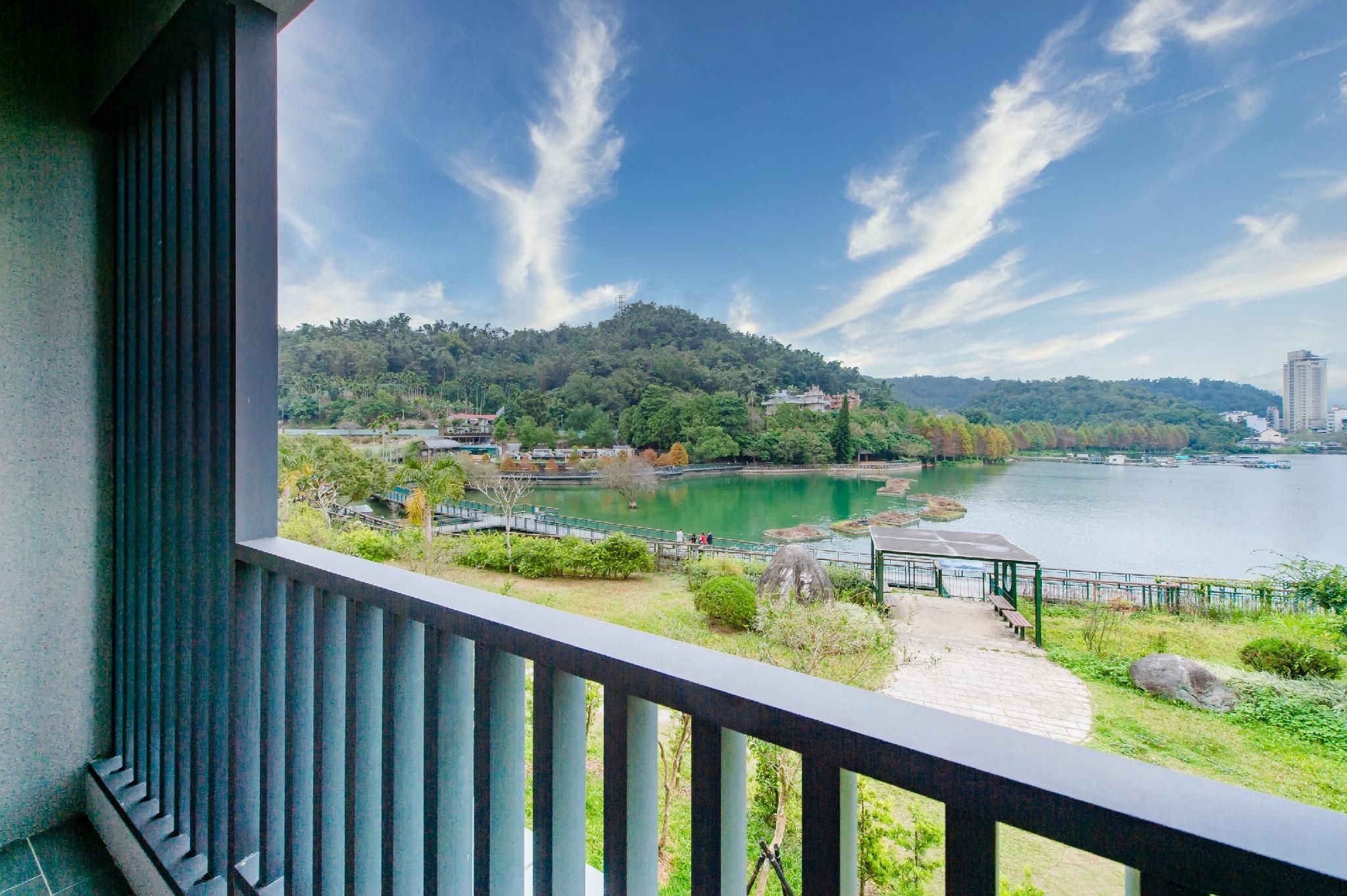 Lake View - Double Room