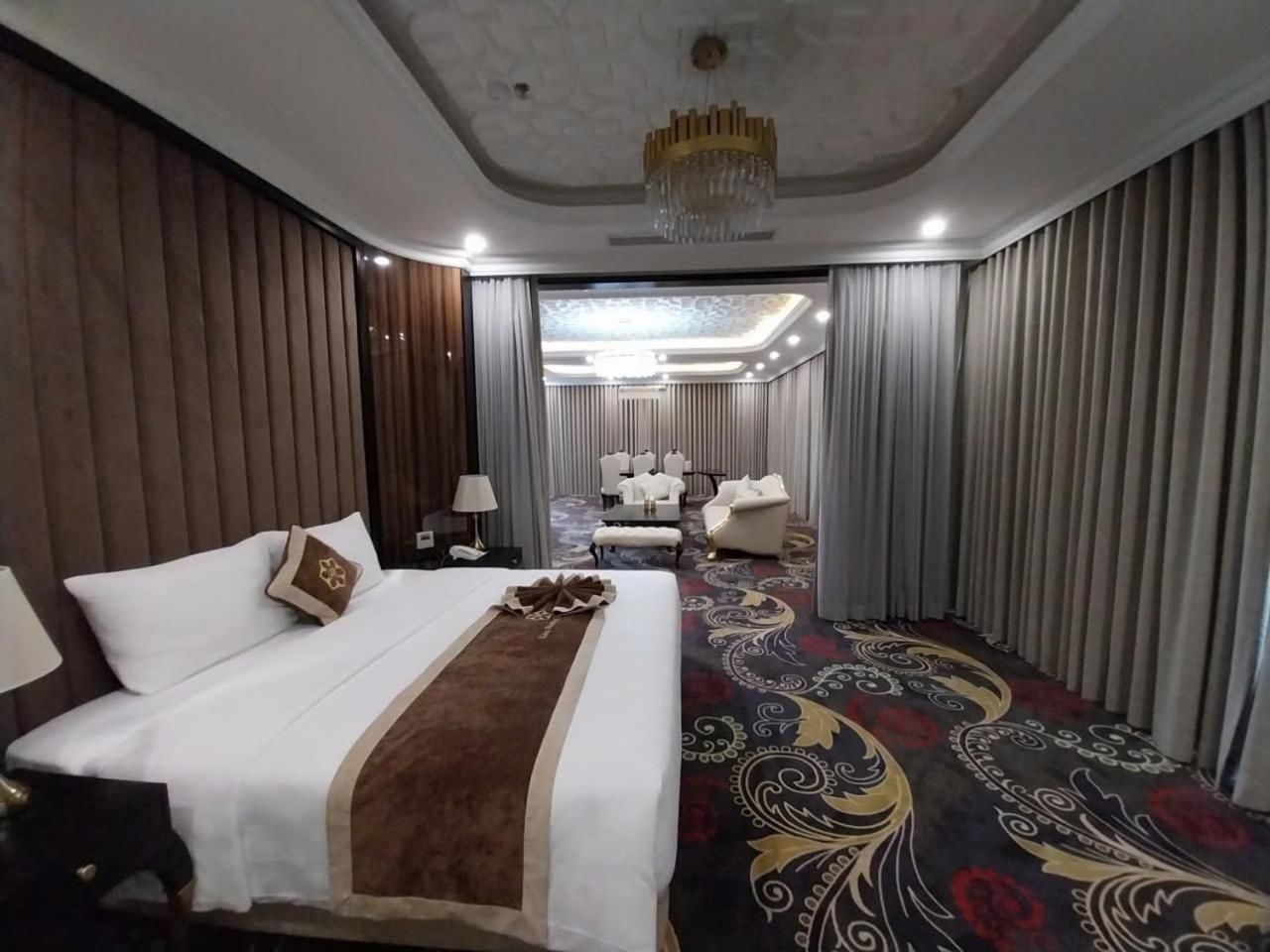 King Suite