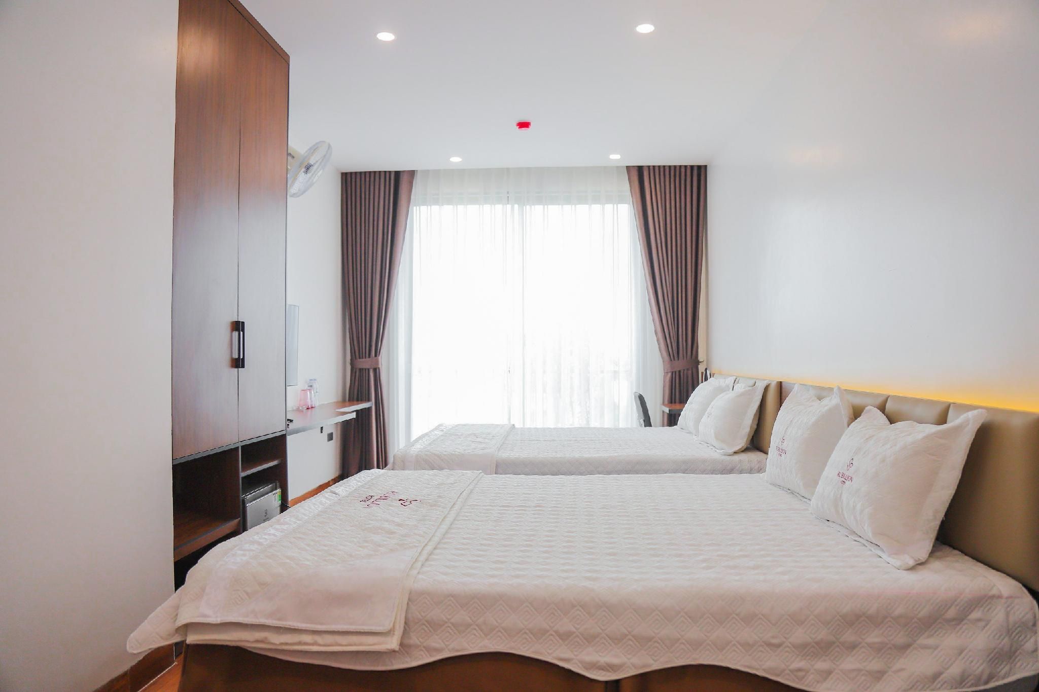 Balcony Deluxe Twin Room