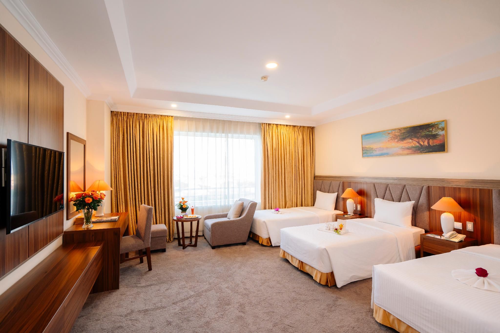 Deluxe Triple 3 Beds