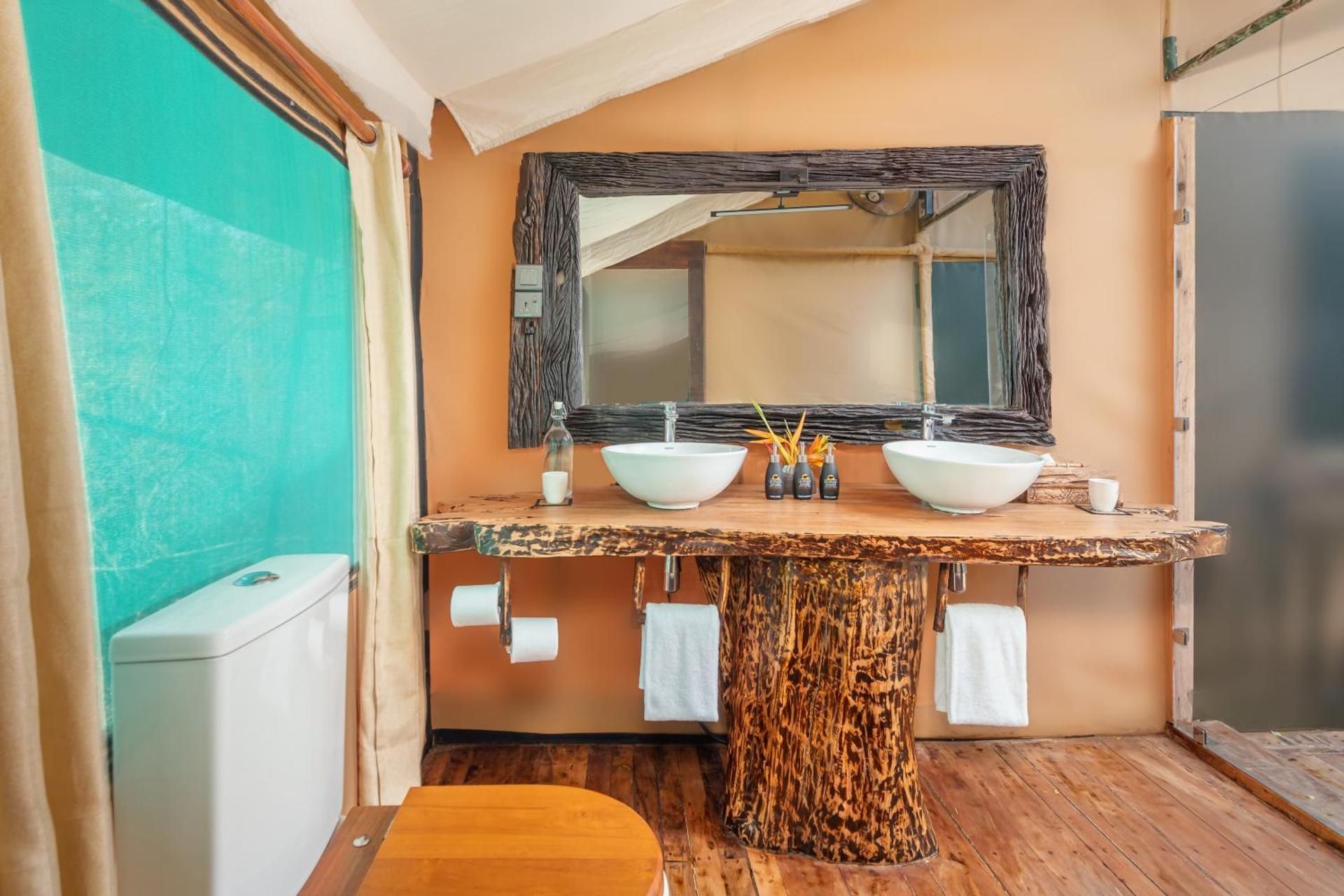 Luxury Family Tent - All-inclusive with One Safari