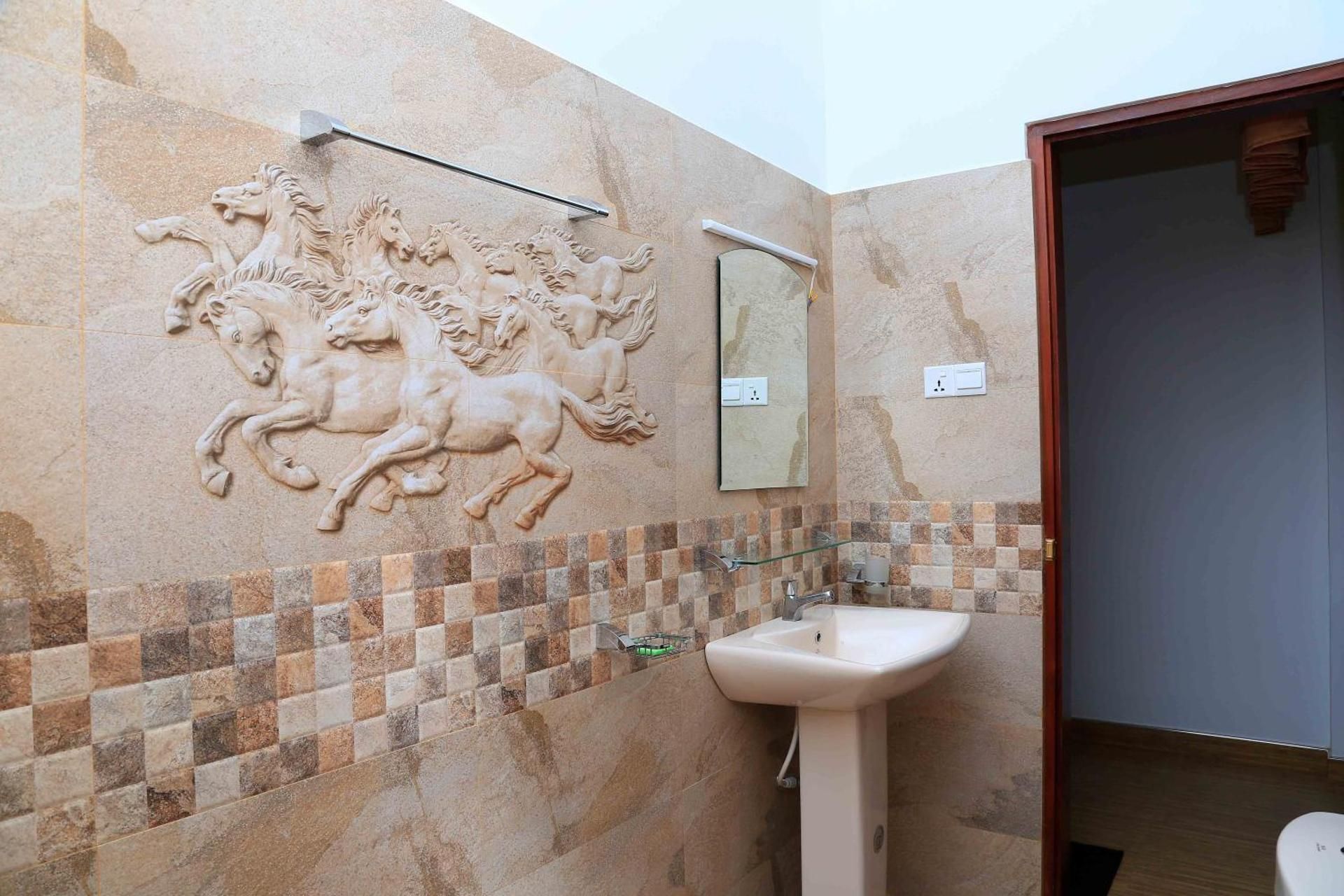 Family Room with Garden View