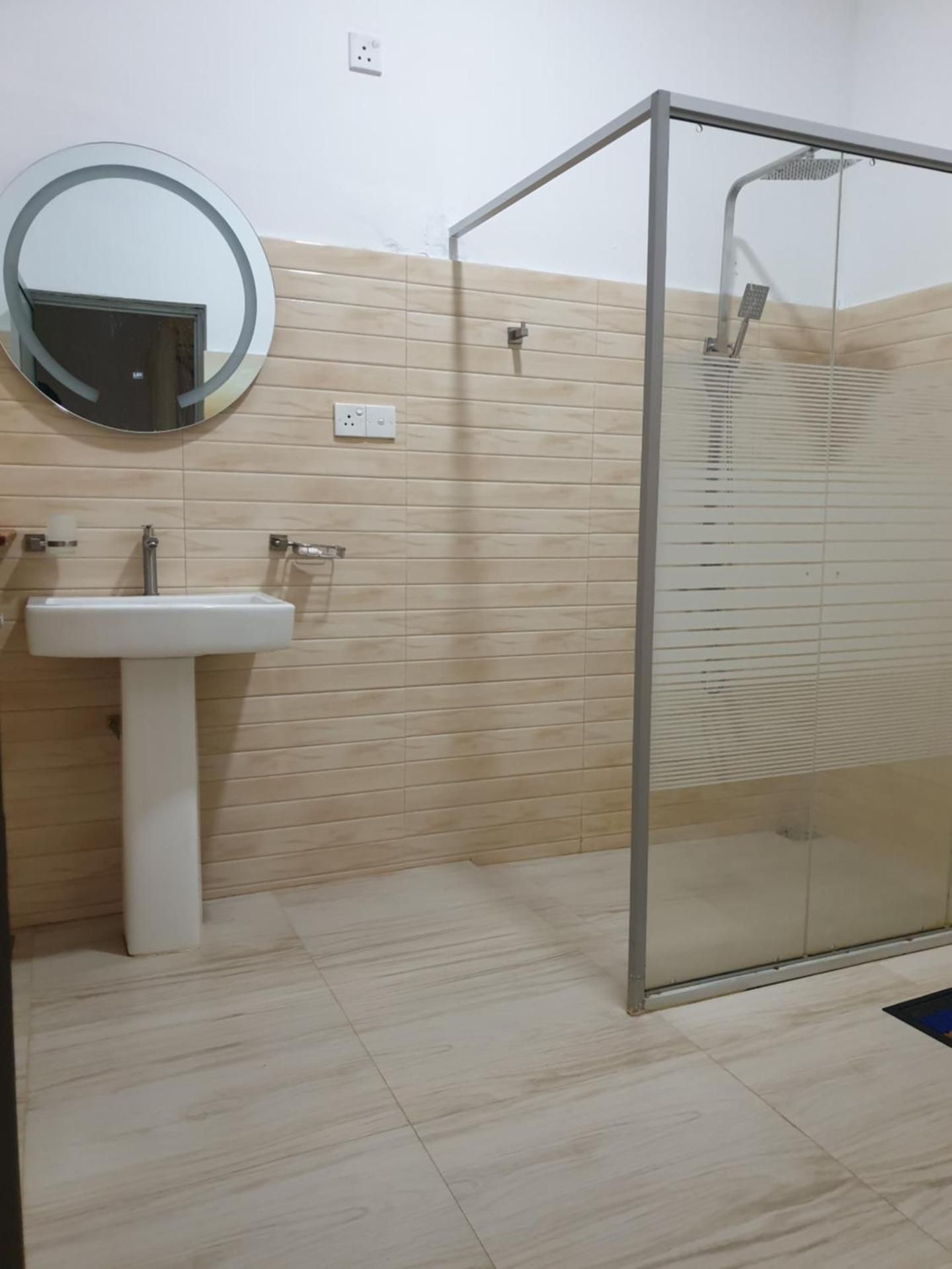 Deluxe Double Room with AC & Hot water