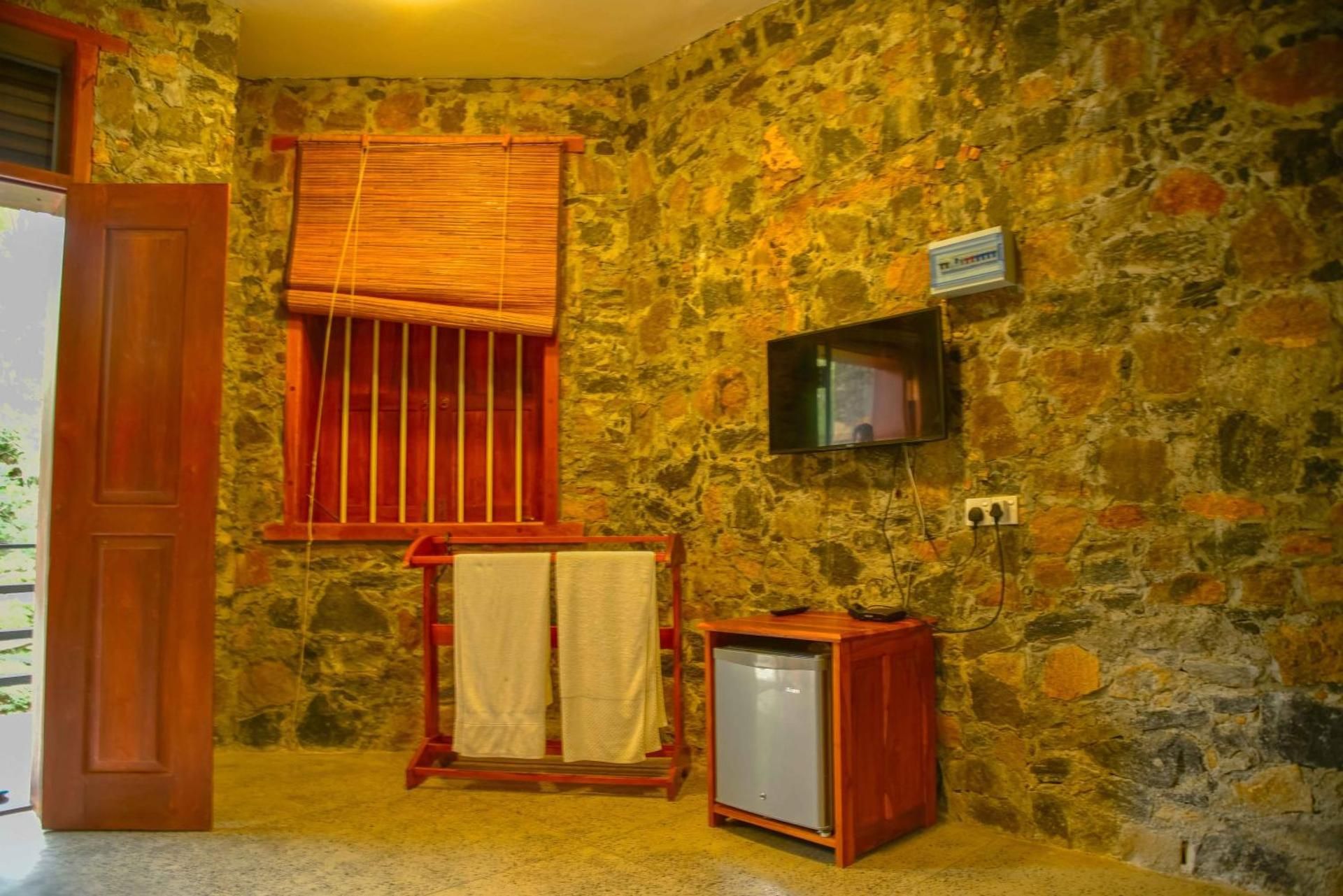 Superior Double or Twin Room with Lake View