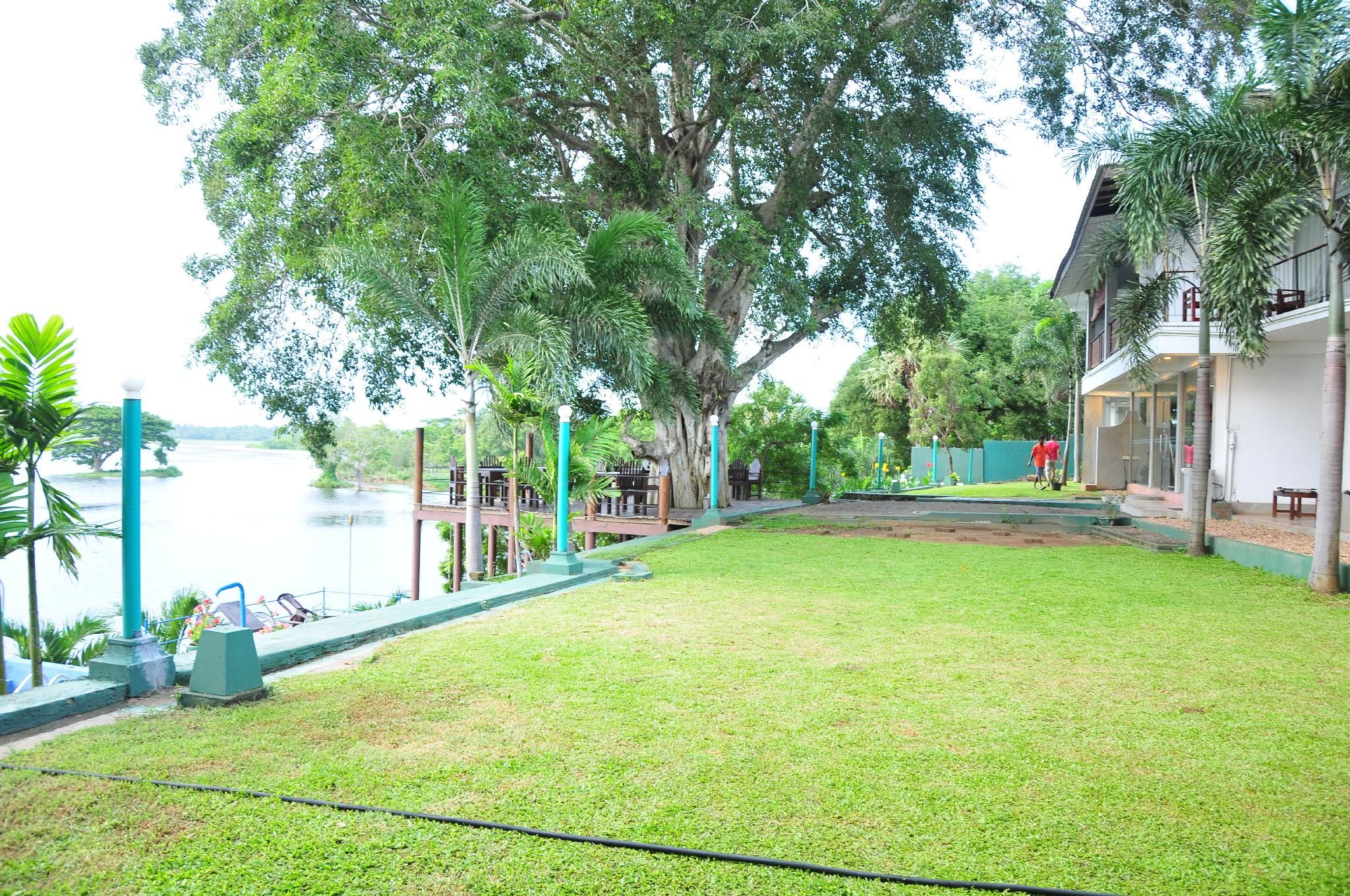 75bf9d45e30bf83f9cdcfee923dea961