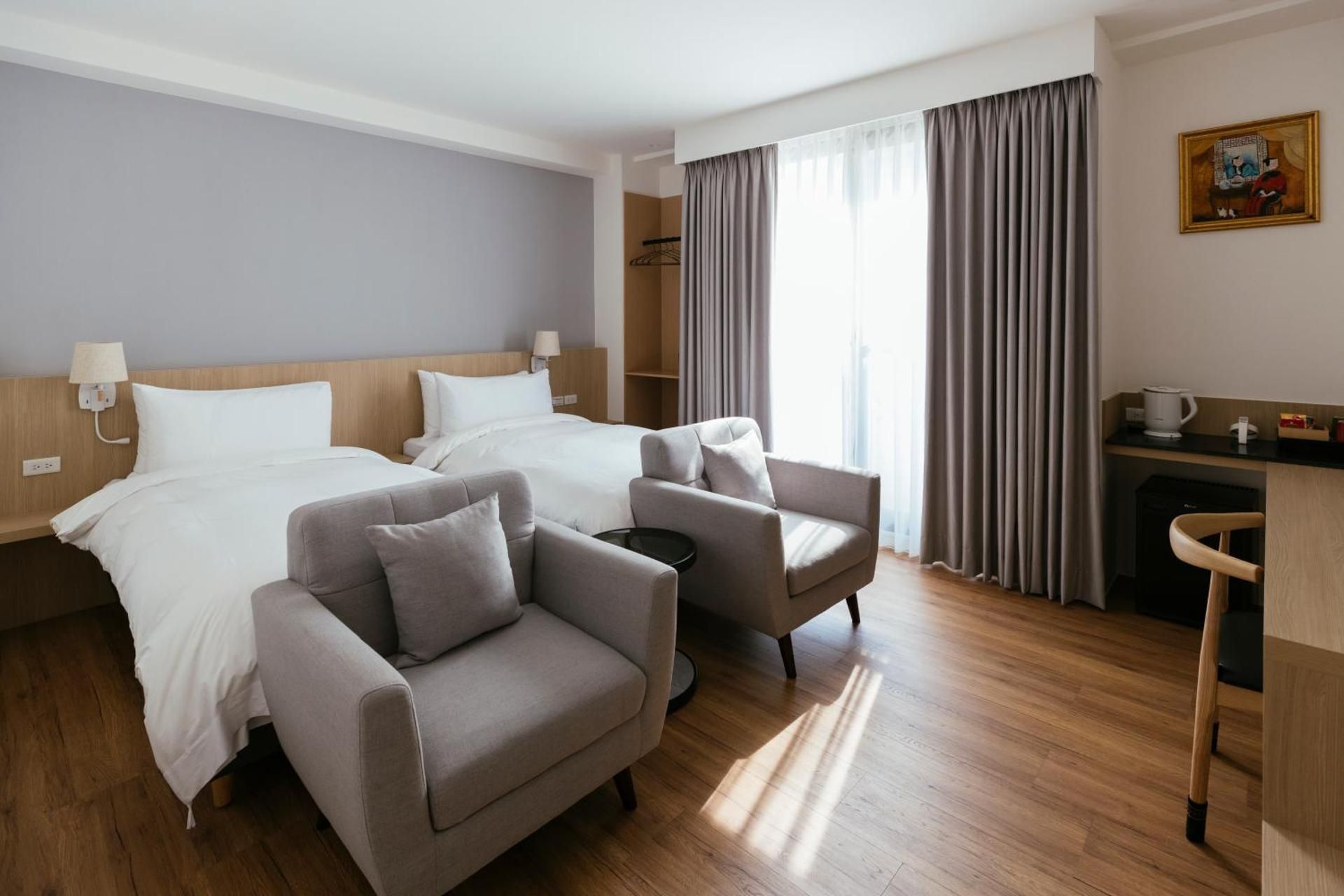 Pickle Alley 8 Deluxe Grand Twin Room