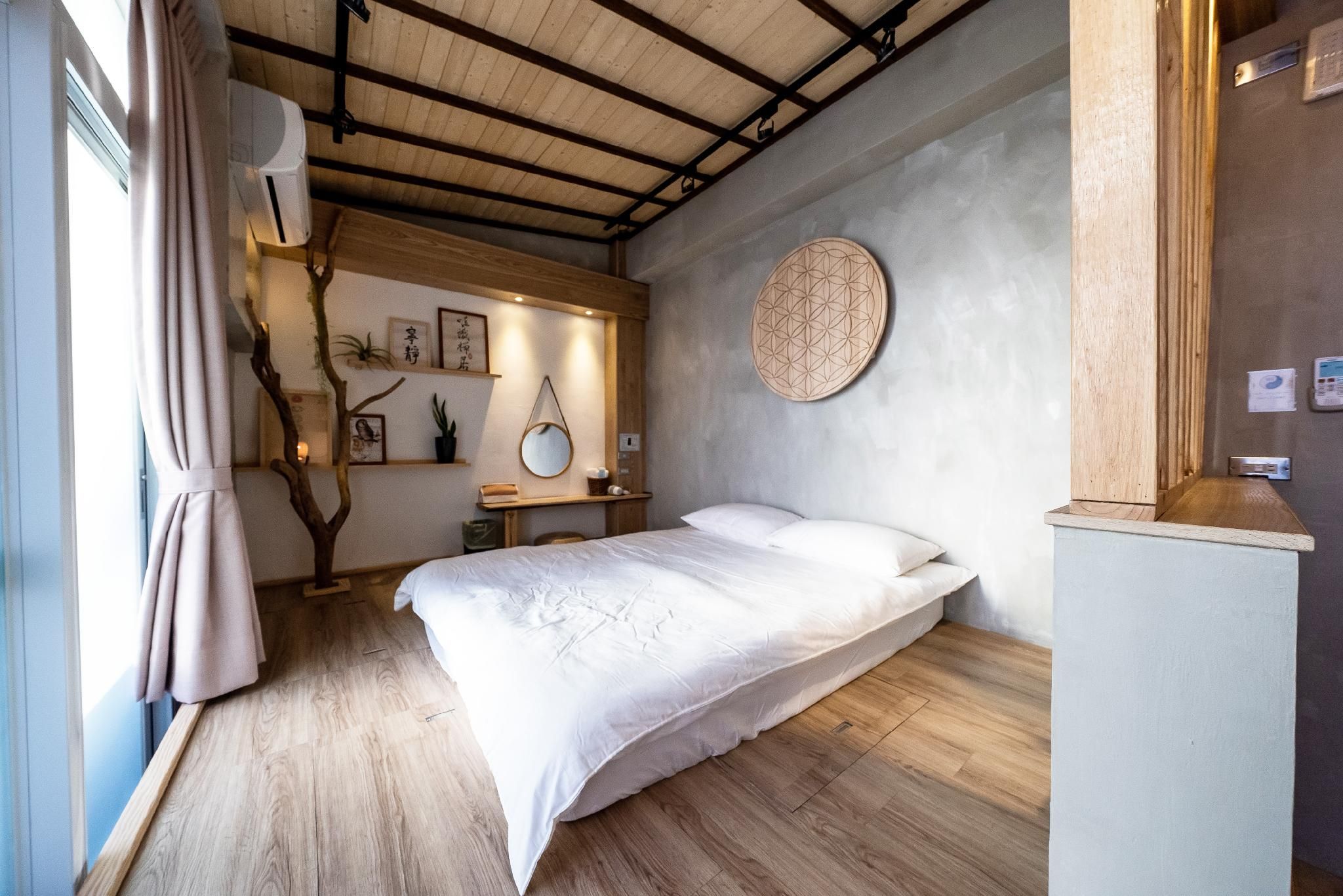 Classic Double Room with Balcony