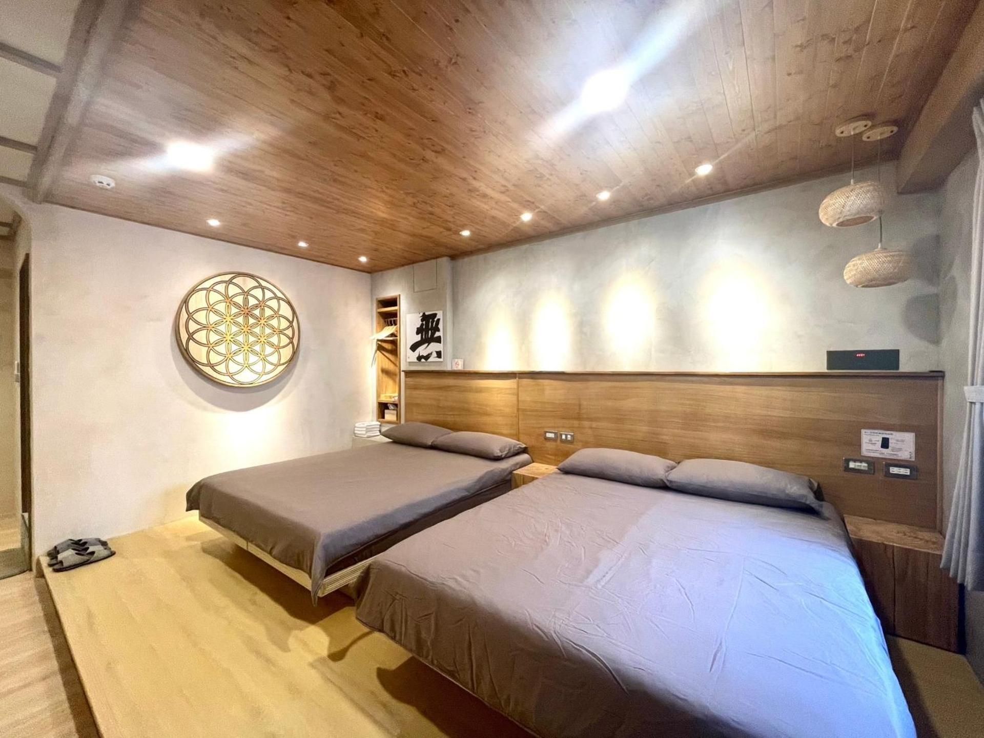 Quadruple Room with Private Bathroom