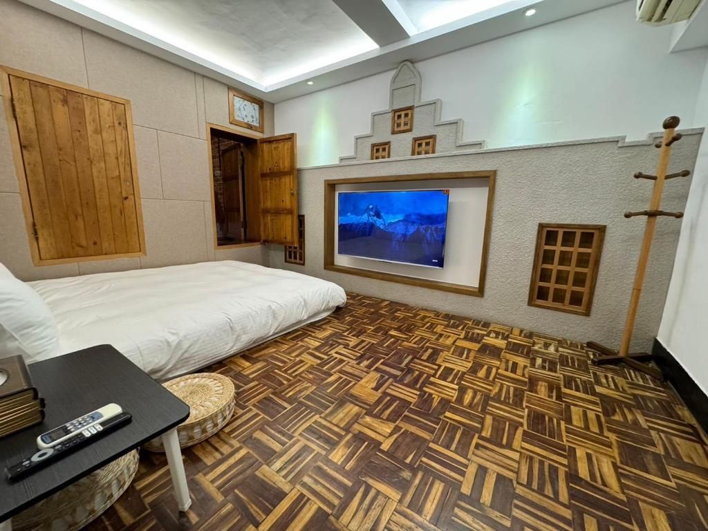 Small Double Room