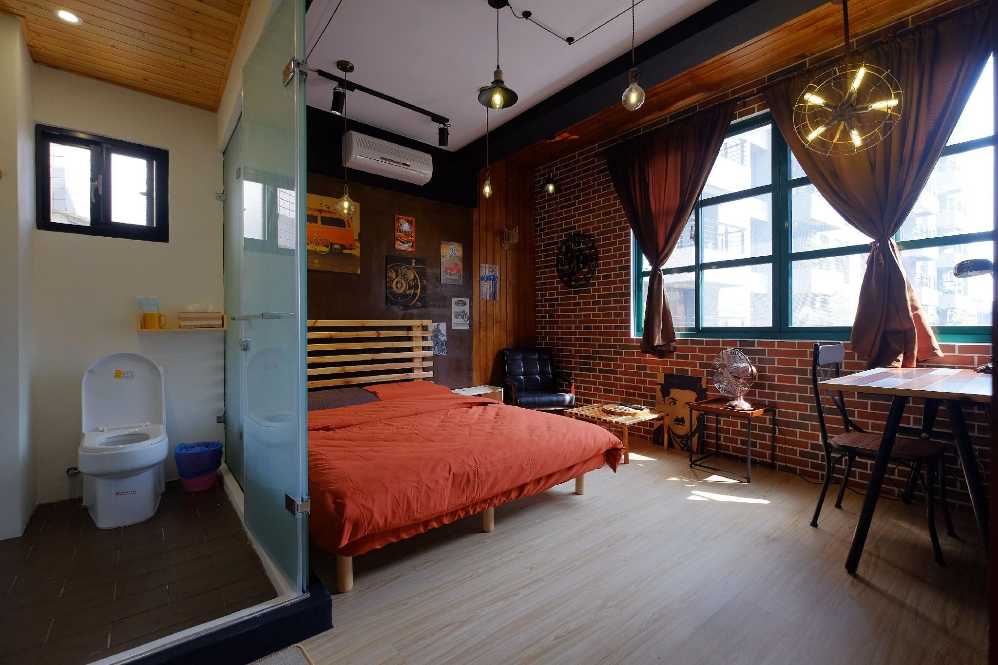 Deluxe Double Room with Private Bathroom