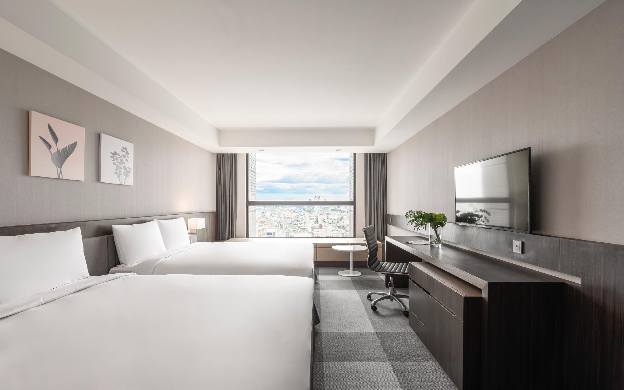 Deluxe Family Room for 2 People