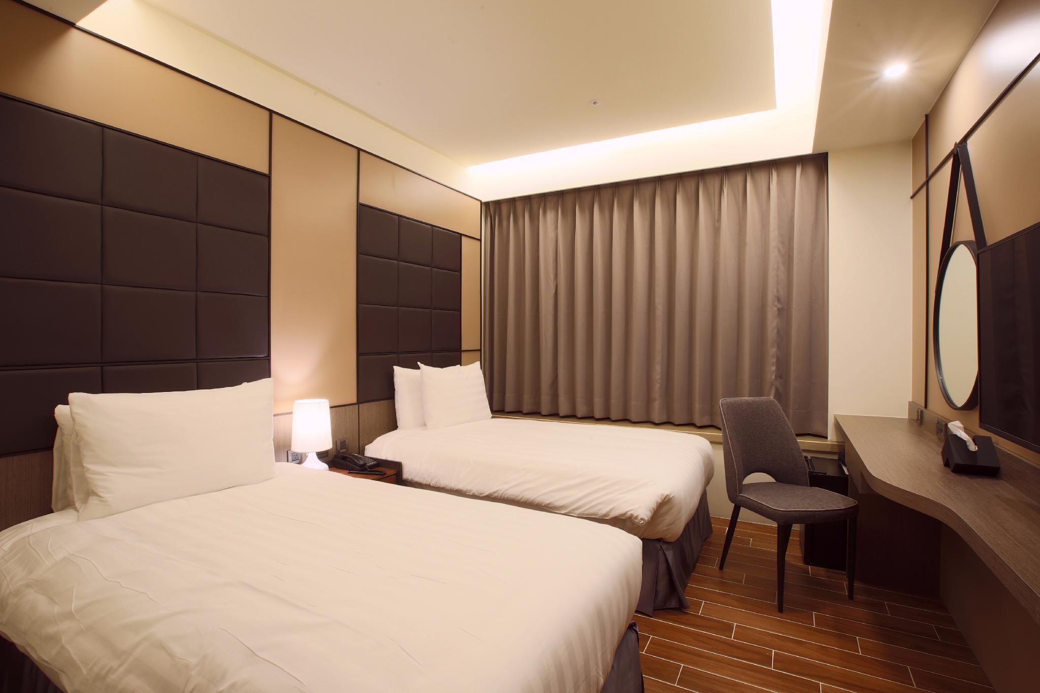 Superior Twin Room