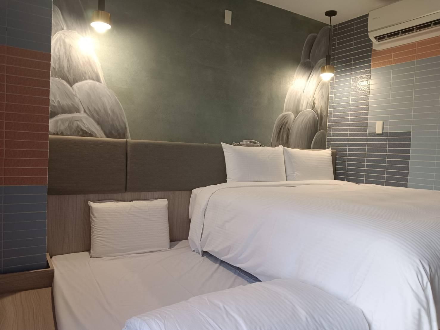 Choona Hotel Anping Triple Balcony 3