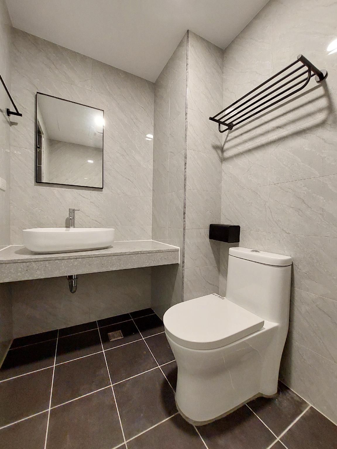 Choona Hotel Anping Quadruple Room with Balcony 3