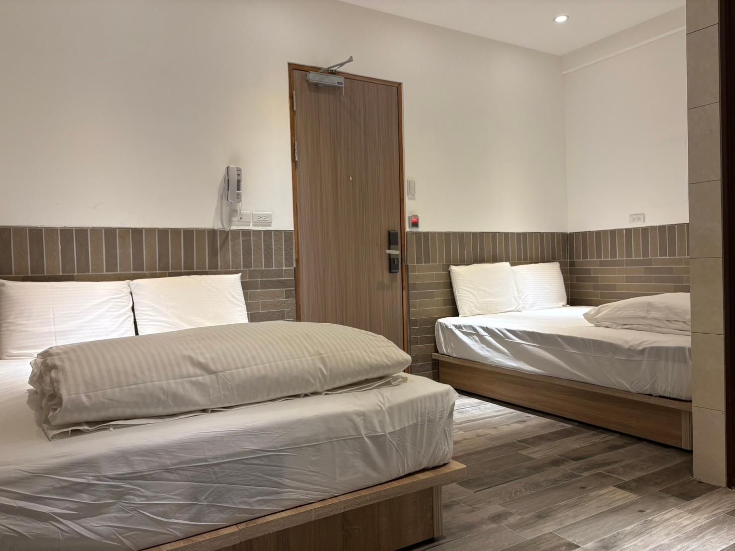 Economy Quadruple Room