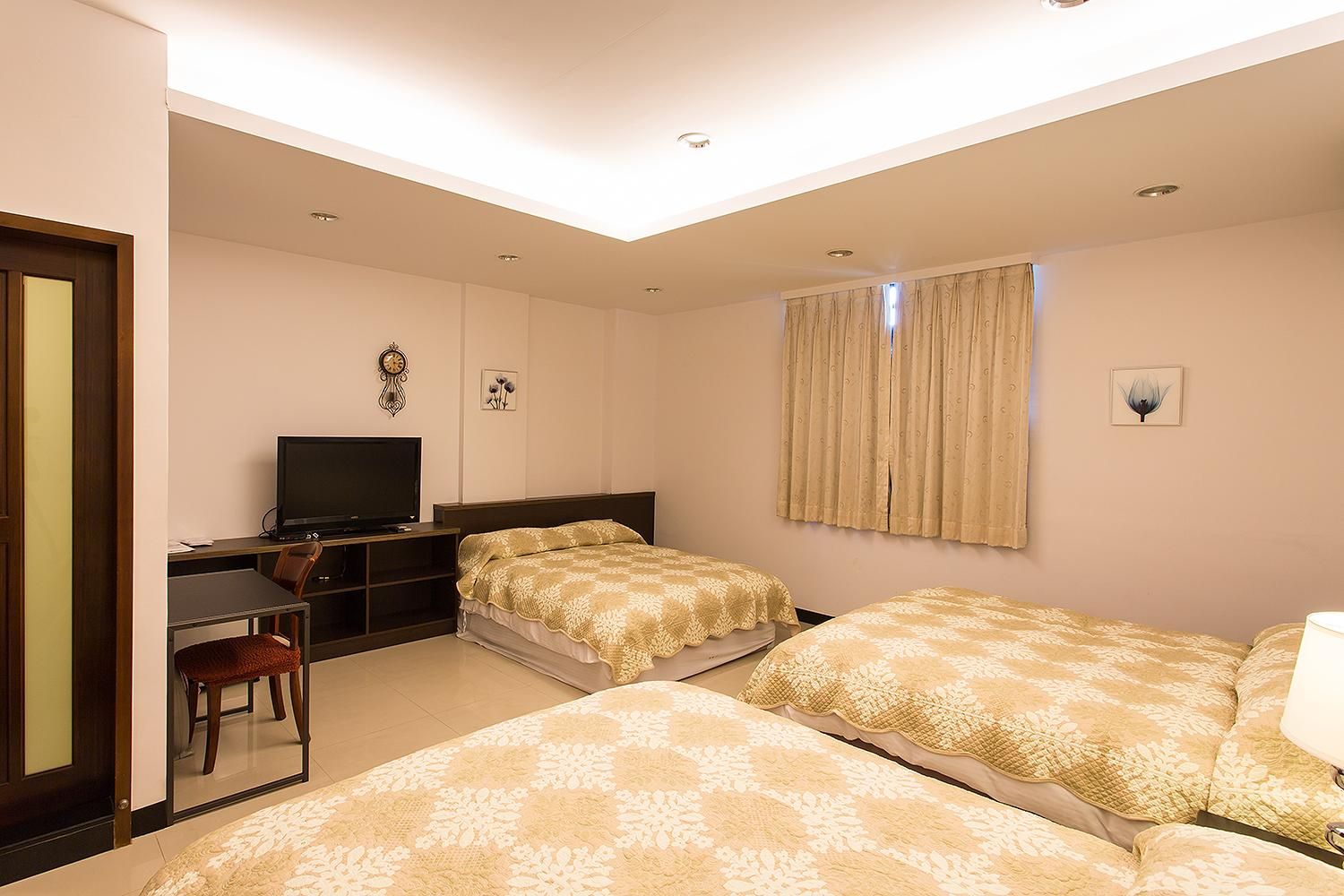 Family - 3 Beds