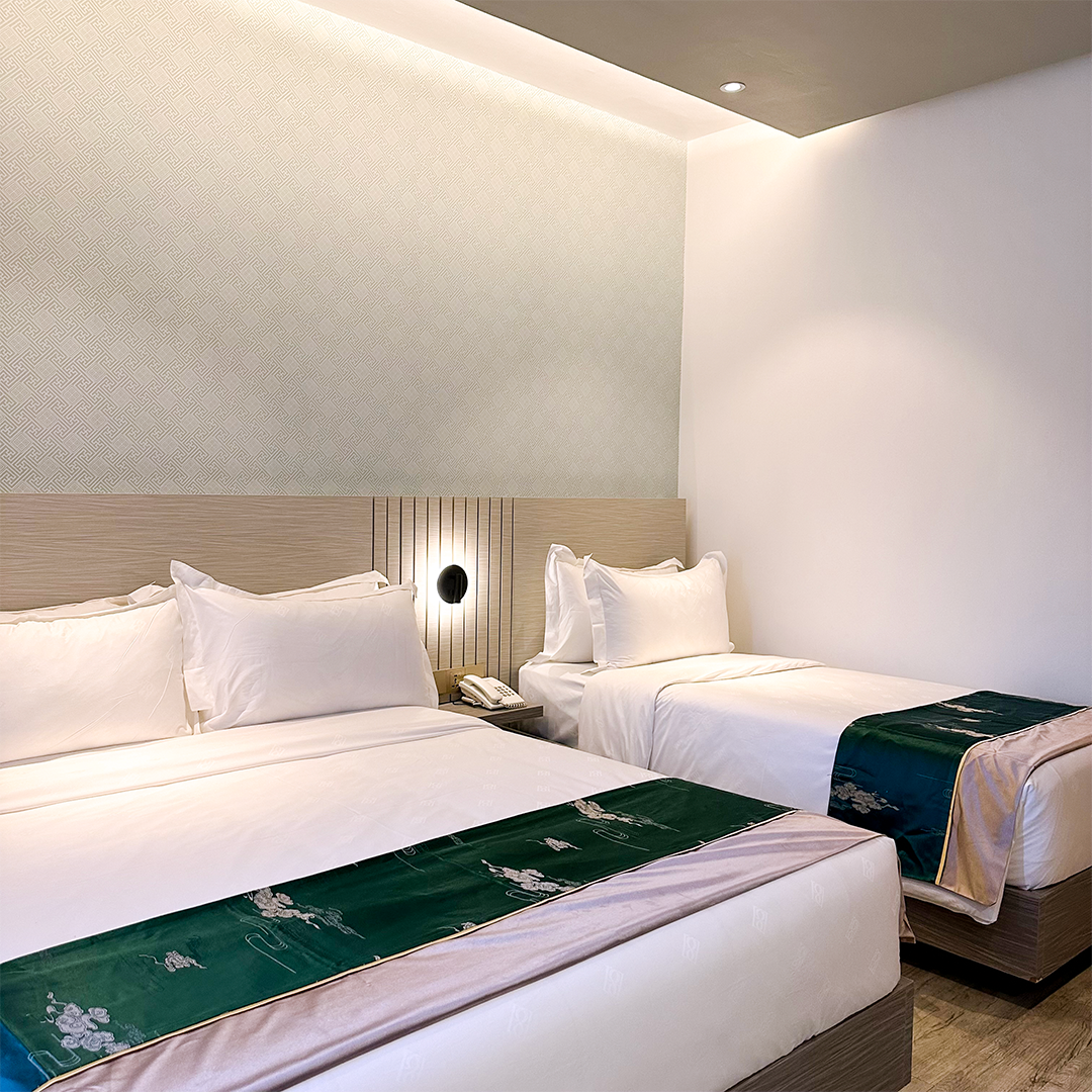 Badsbrotel Suites Triple - 1 Queen 1 Single