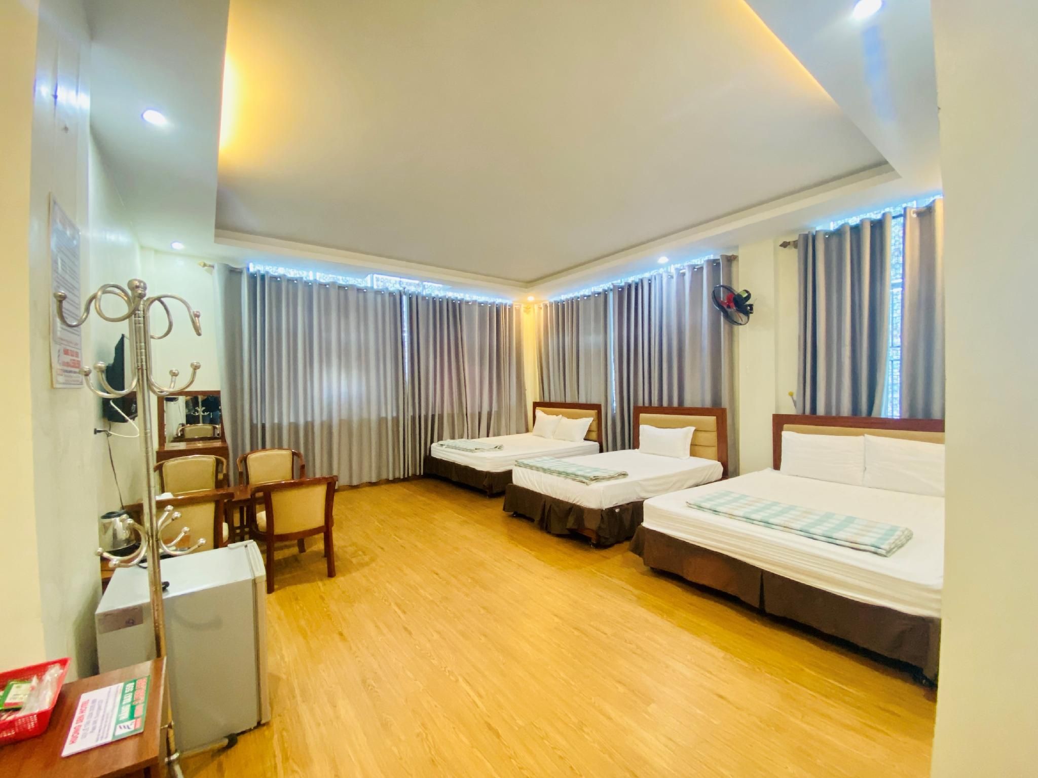 Hương Sen hotel Family Room A 2