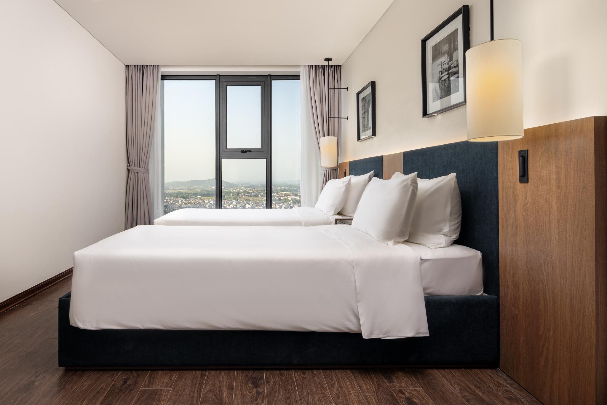 3 Bedroom Apartment, City view