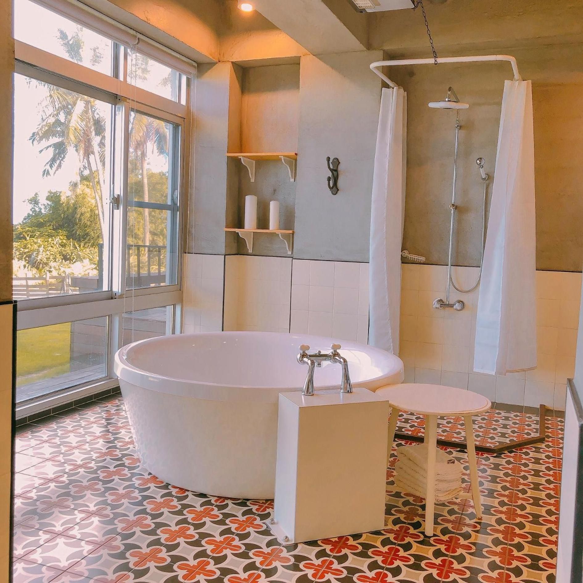 Deluxe Ocean View Room