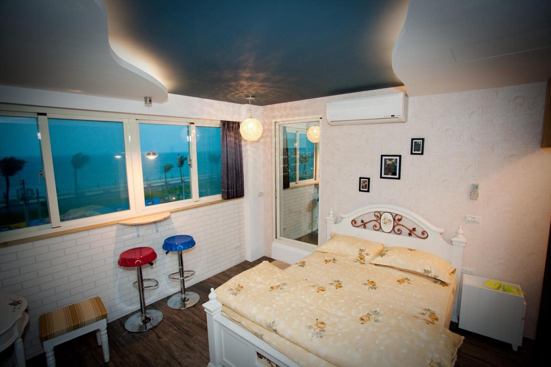 Deluxe Double Room with Balcony and Sea View