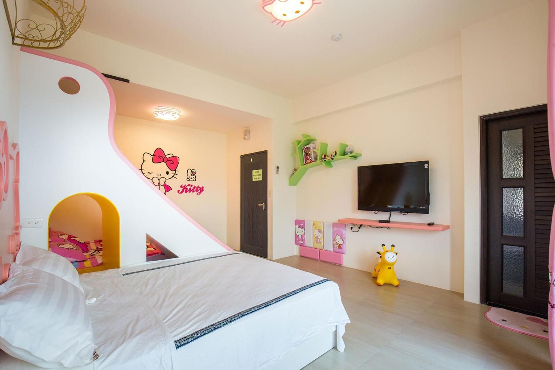 Quadruple Room with Balcony