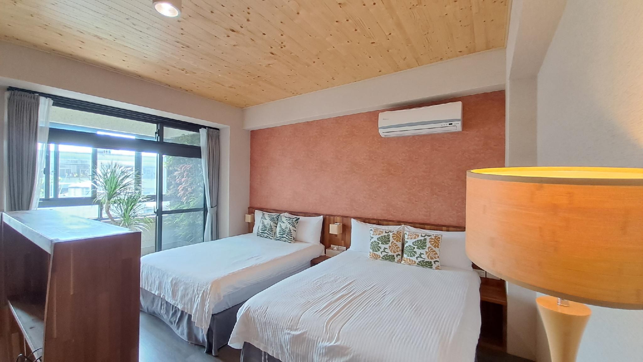Standard Quadruple Room with Balcony