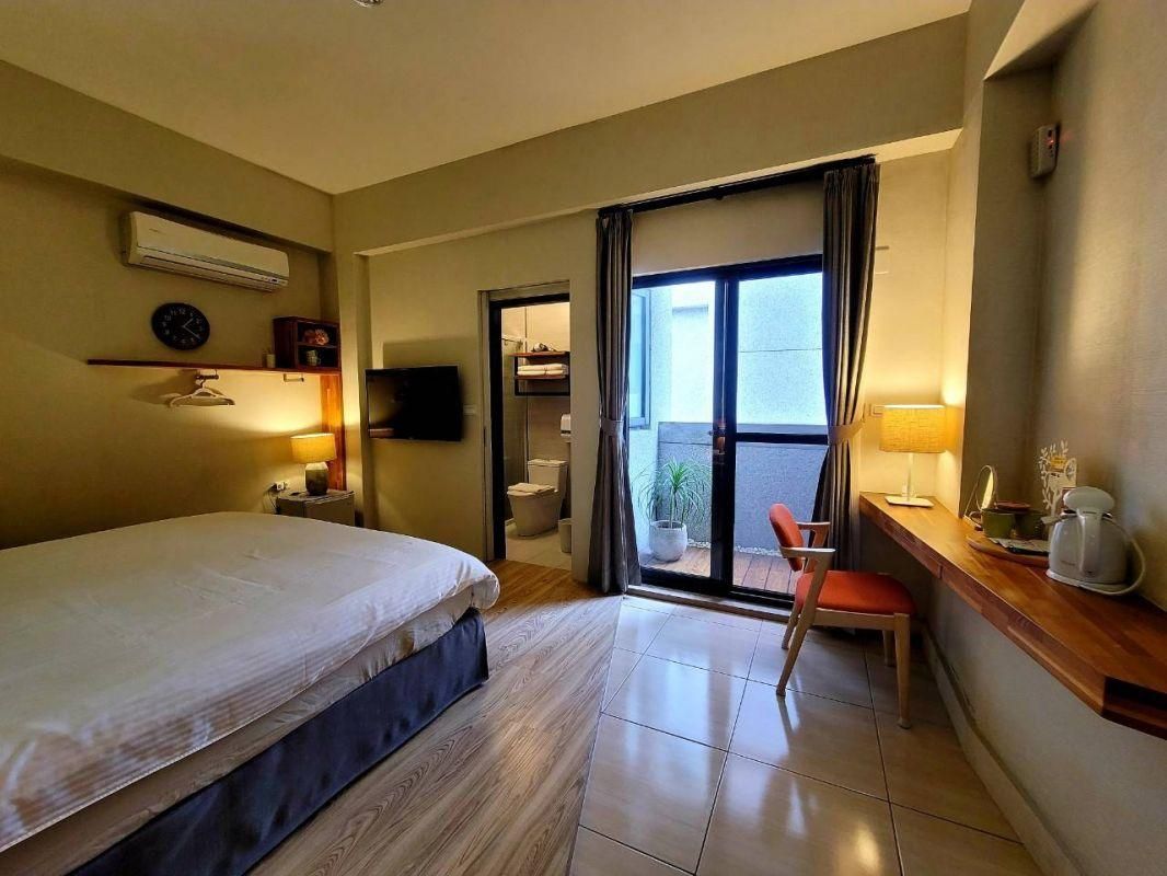 Double Room for 2 People - Non-Smoking