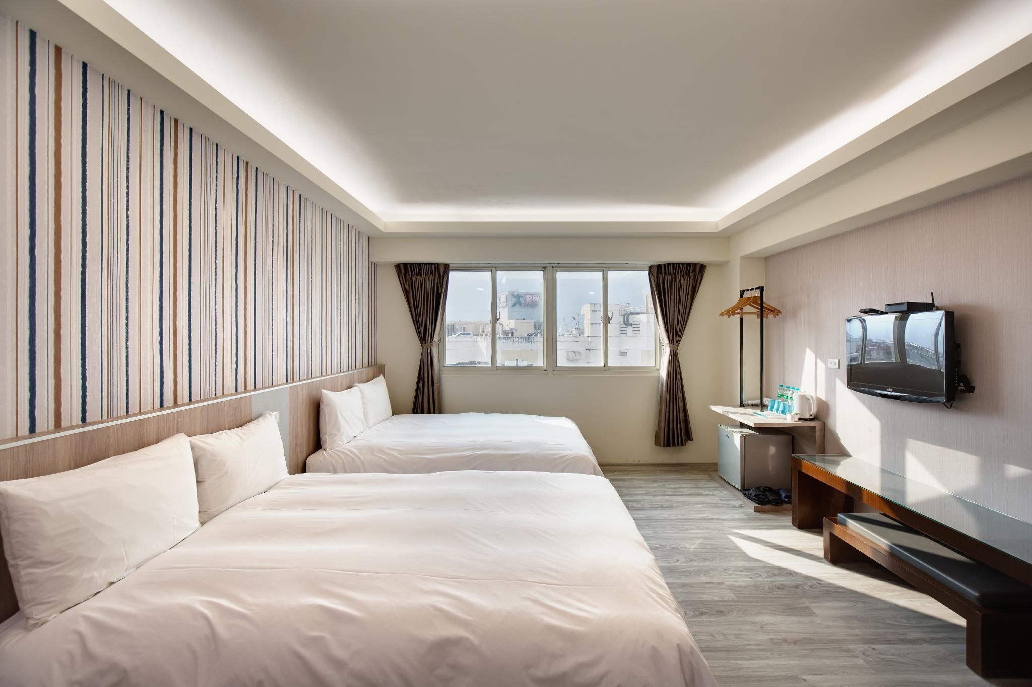 Cullinan Hotel Quadruple Room - No Parking 2