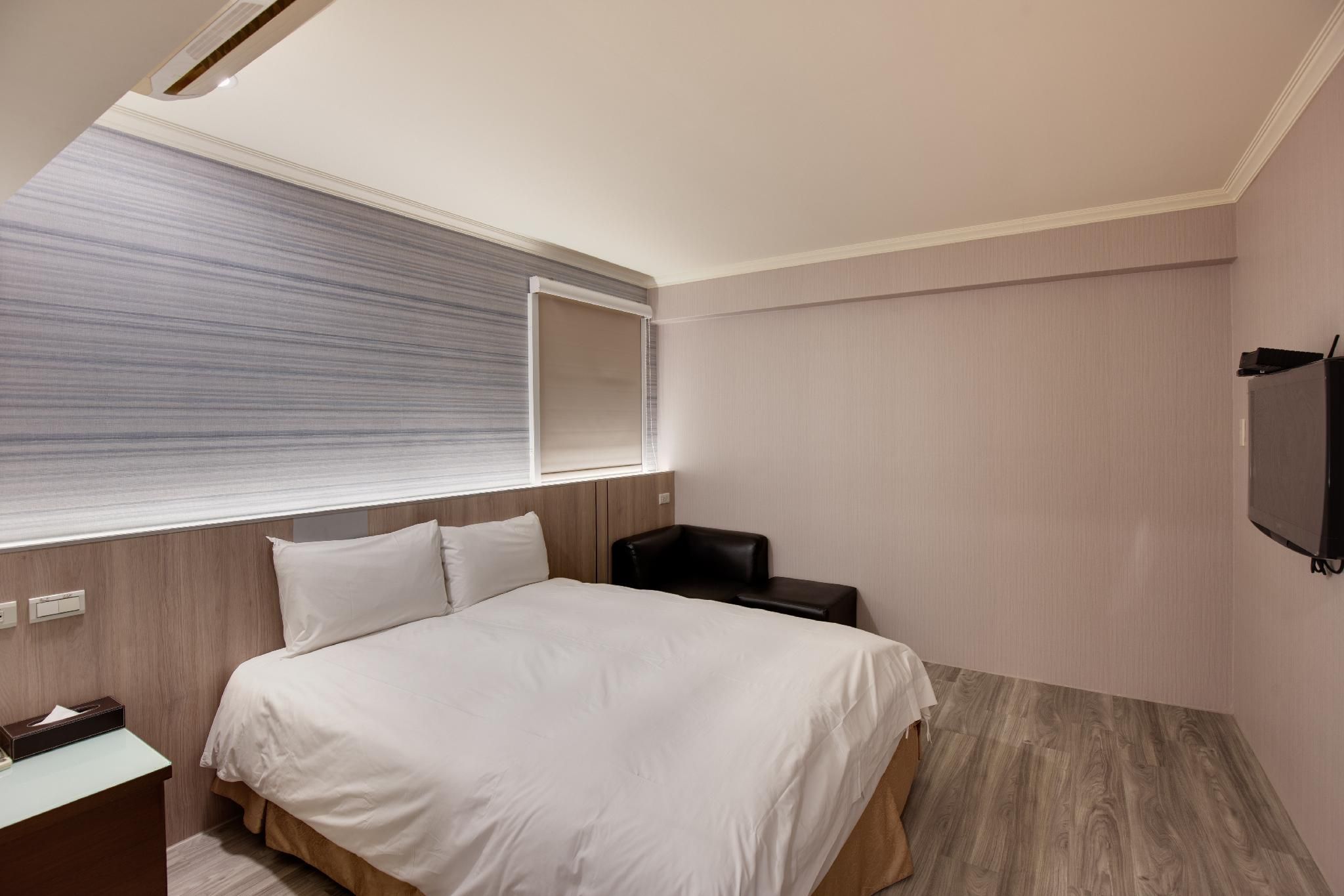 Cullinan Hotel Superior Double Room - No Parking