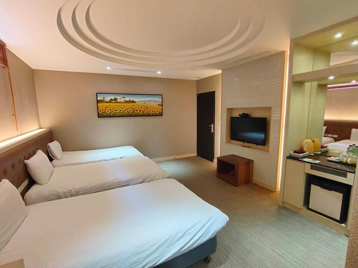 Bravo Lijing Standard Triple No Window