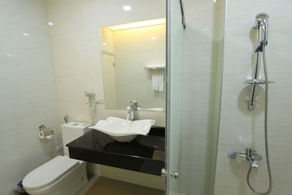 Bravo Lijing Basic Quadruple Room 9