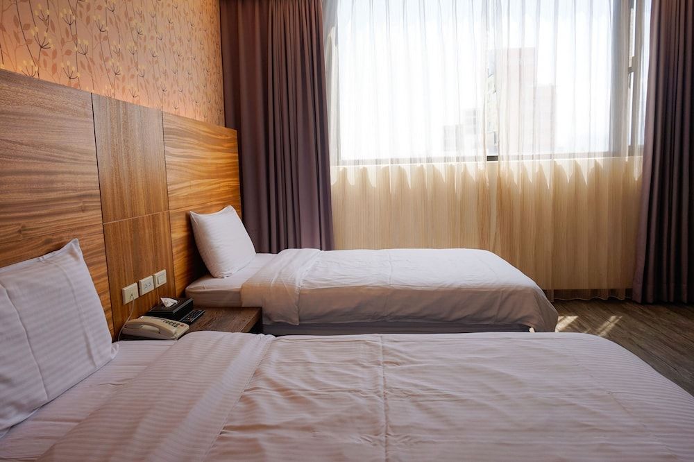 Bravo Lijing Basic Double or Twin Room 2