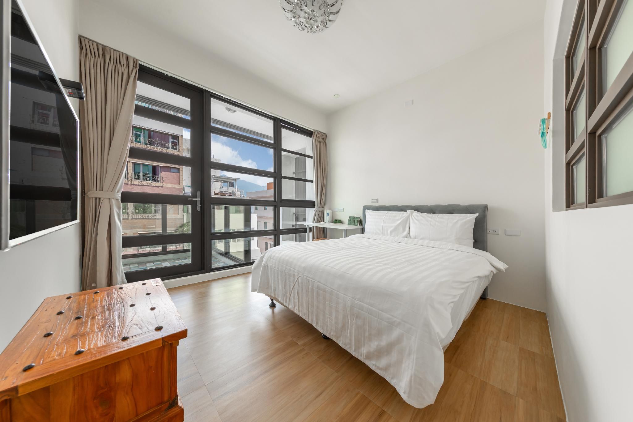 Street View Double Room with Balcony