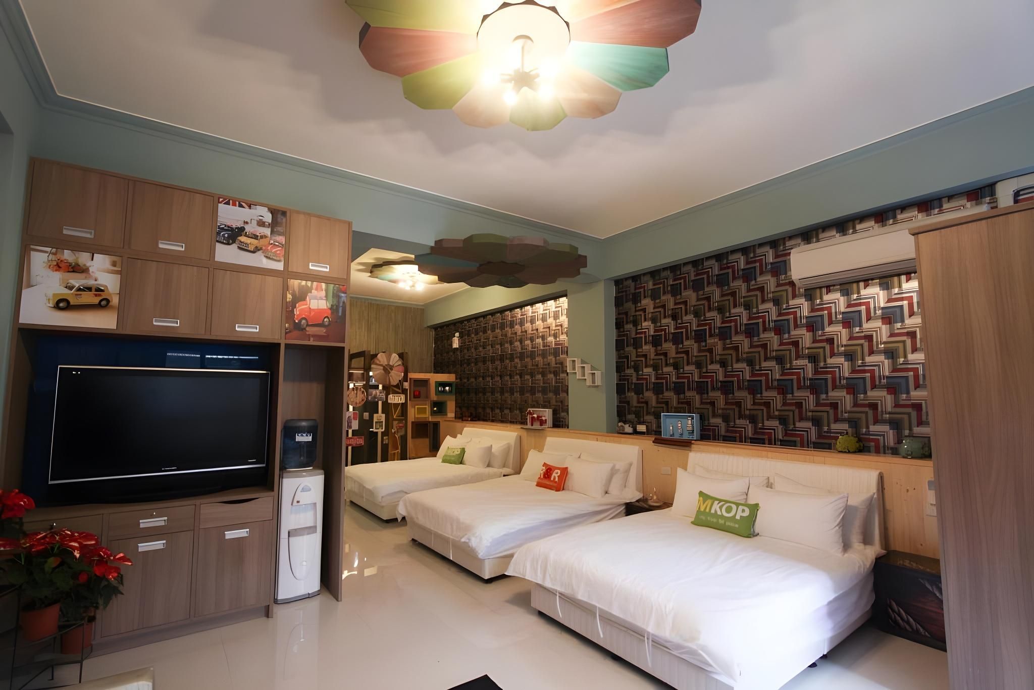 Deluxe Family Suite