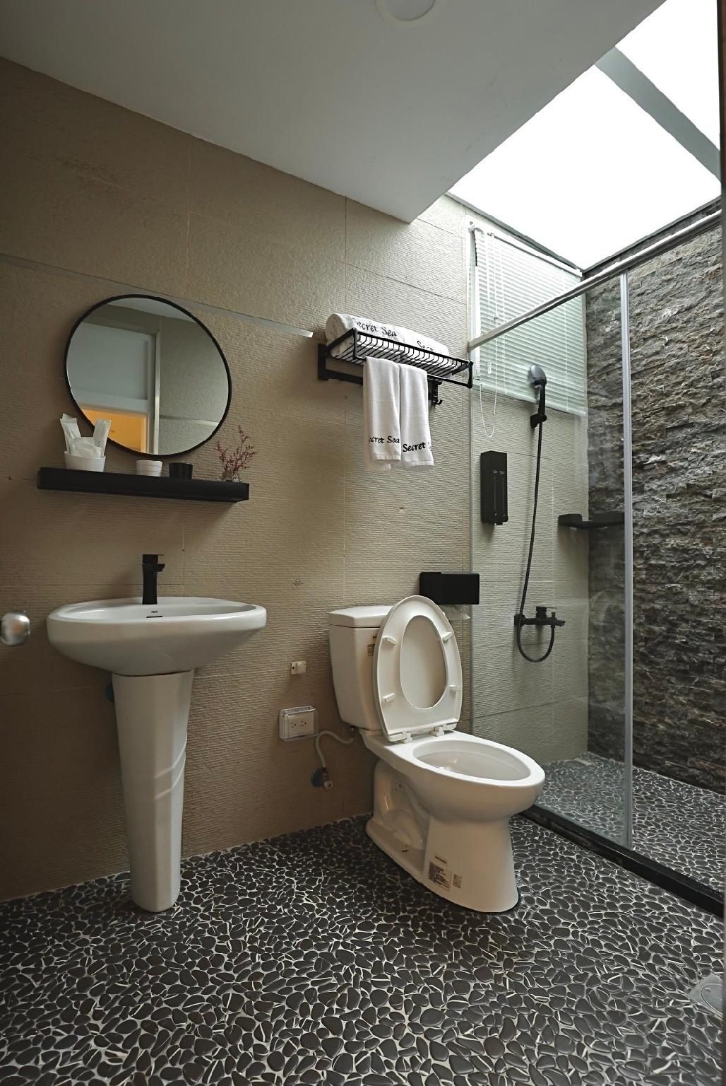 Double Suite with Kucuk Sofa