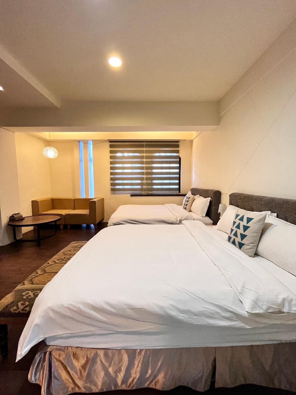 Quad Suite