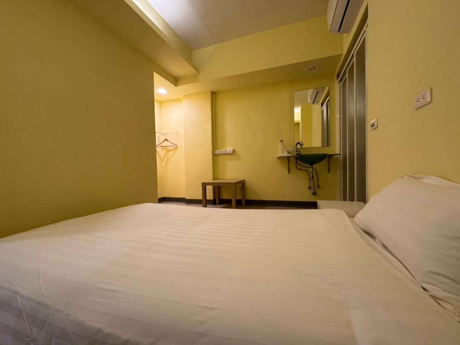 Single Room With Private Bathroom