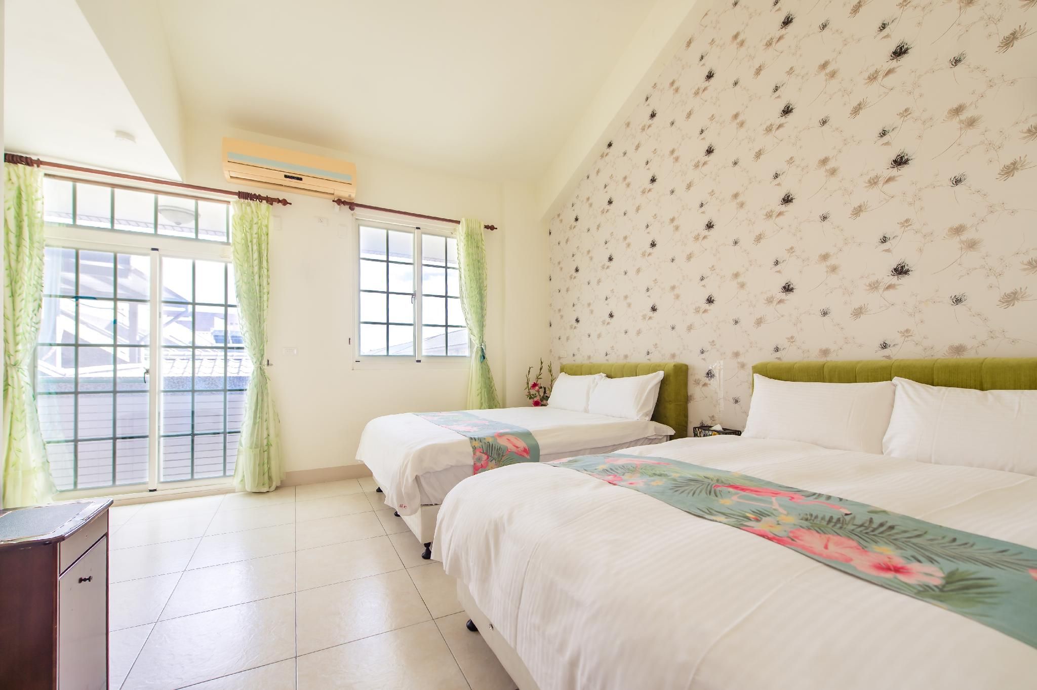 Standard Quadruple Room