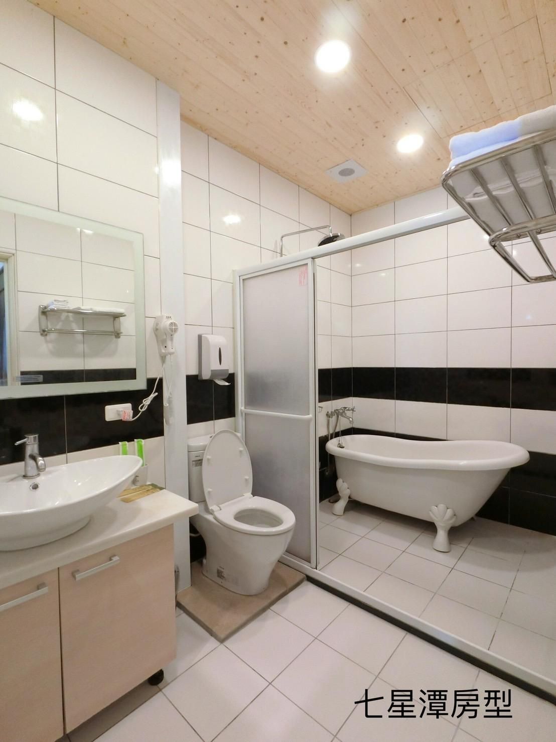 Standard with Bathtub