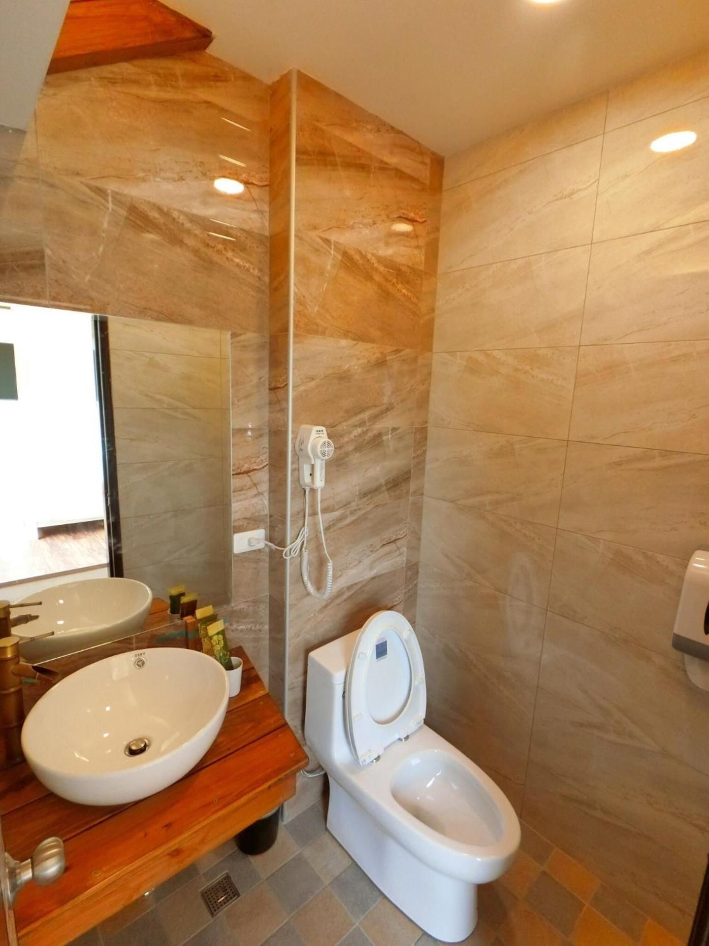 Ten Minute To Go B&B Deluxe Double with Bathtub 3