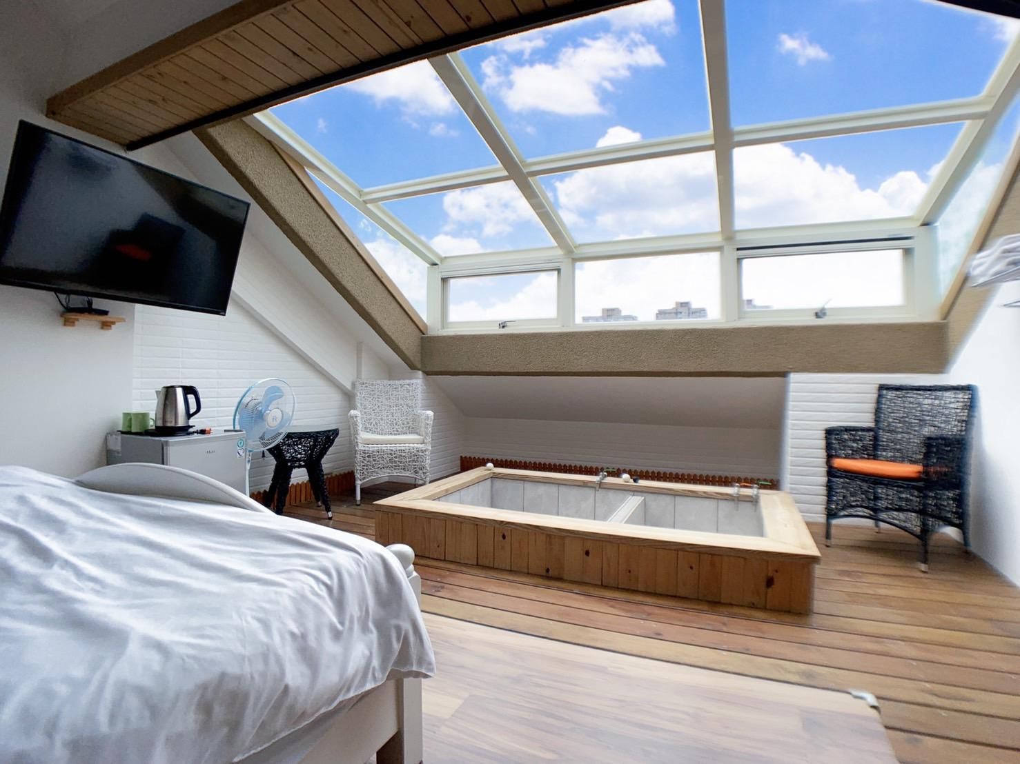 Ten Minute To Go B&B Deluxe Double with Bathtub