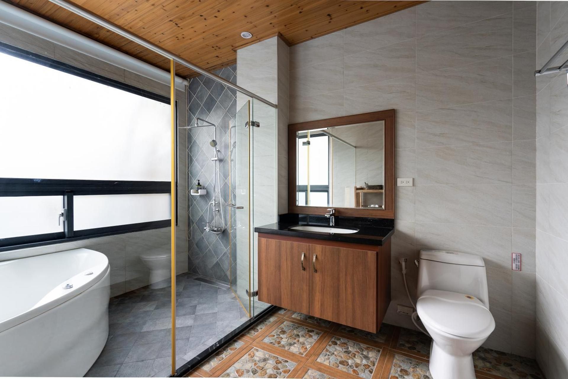 Deluxe Quadruple Room - Non-Smoking