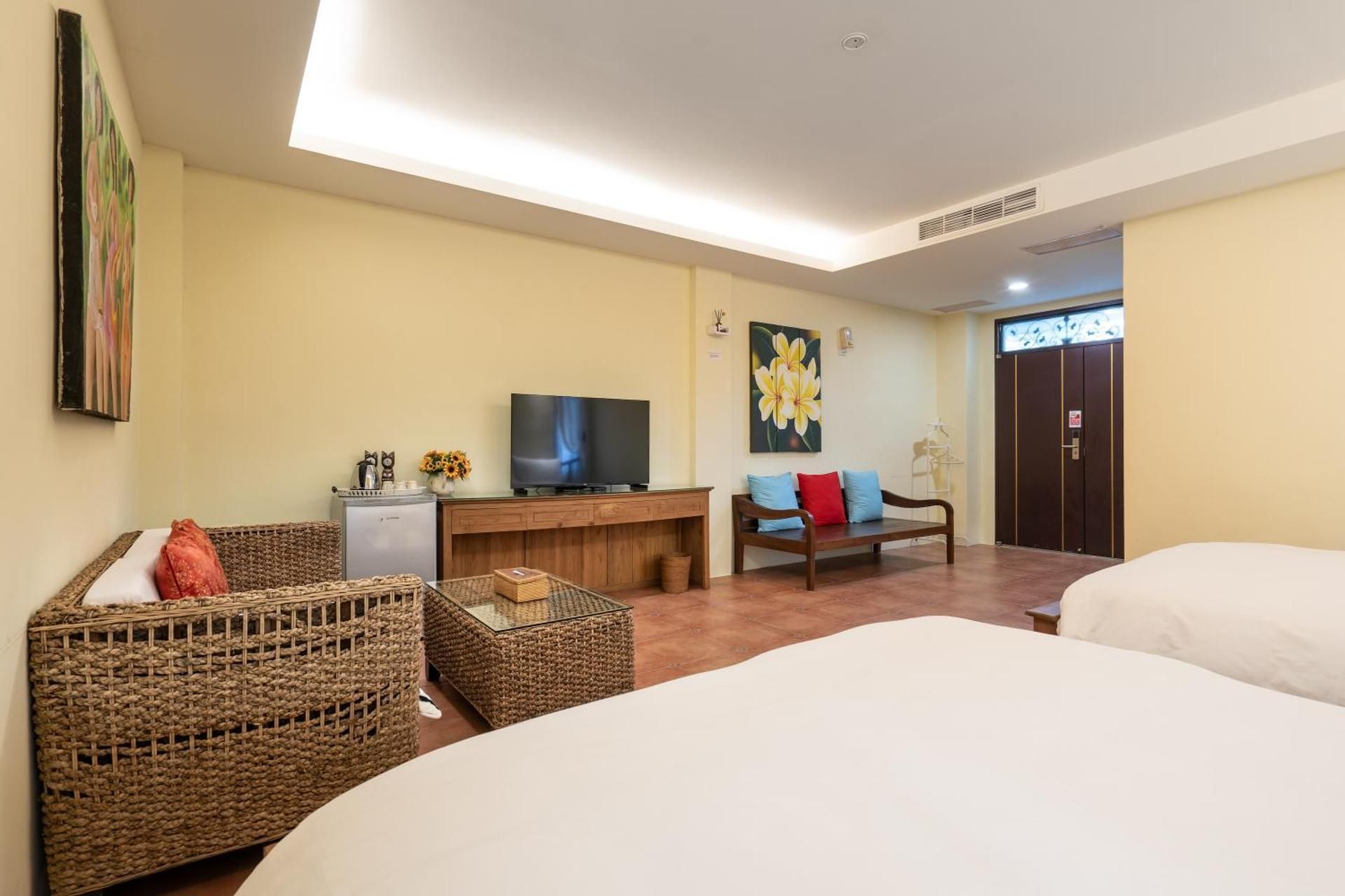 Deluxe Quadruple Room - Non-Smoking